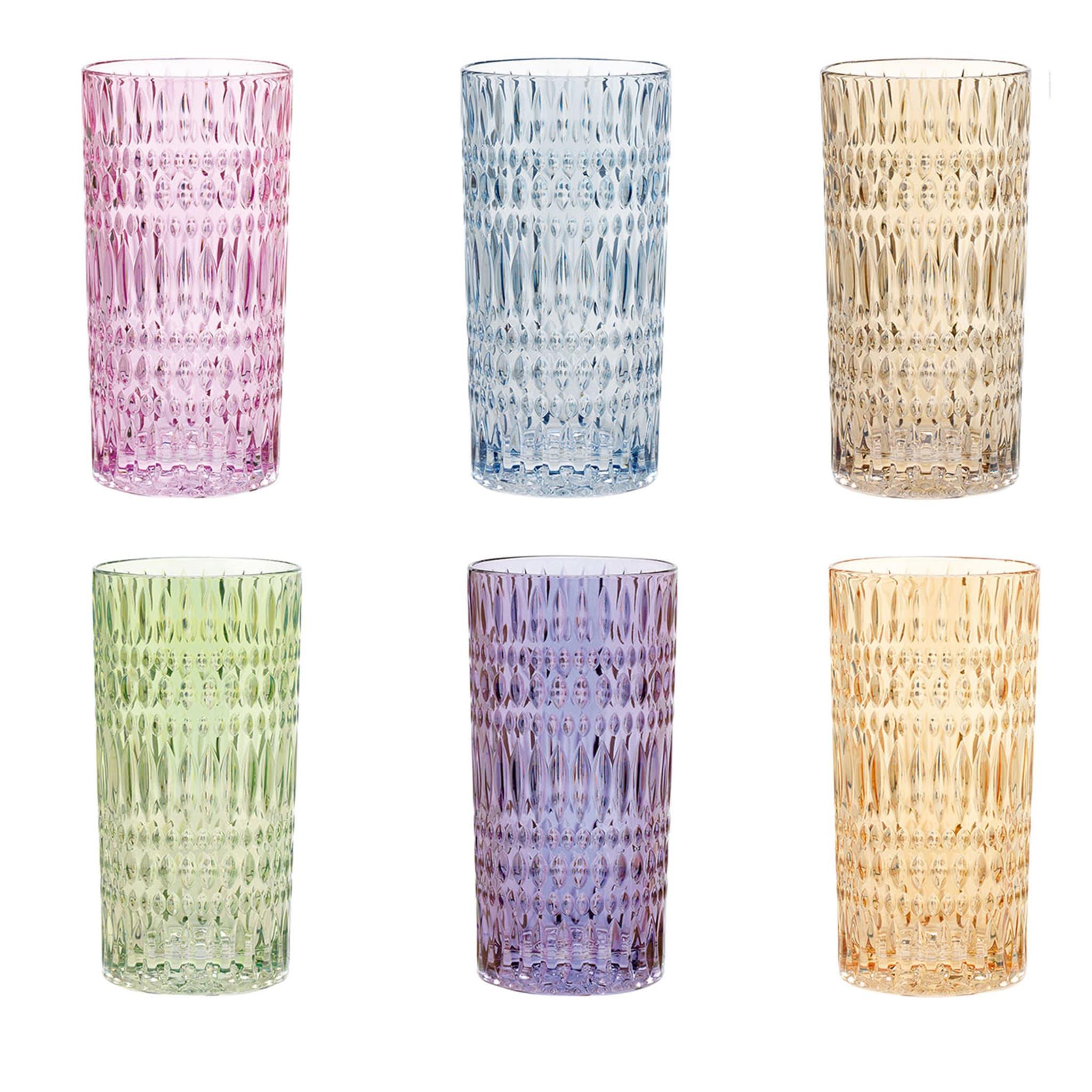 Die sechs Trinkgläser dieses farbenfrohen Sets zeichnen sich durch verblüffende manuelle Ätzungen aus. Die aus feinem Glas gefertigten Stücke sind in leuchtenden Farben gehalten - Azur, Beige, Rosa, Gelb, Violett bzw. Grün - und machen dieses Set zu