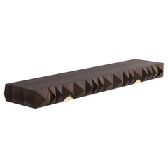 Diamante Sideboard von Bruno de Carvalho - Facettiertes Holz mit Bronze-Intarsien