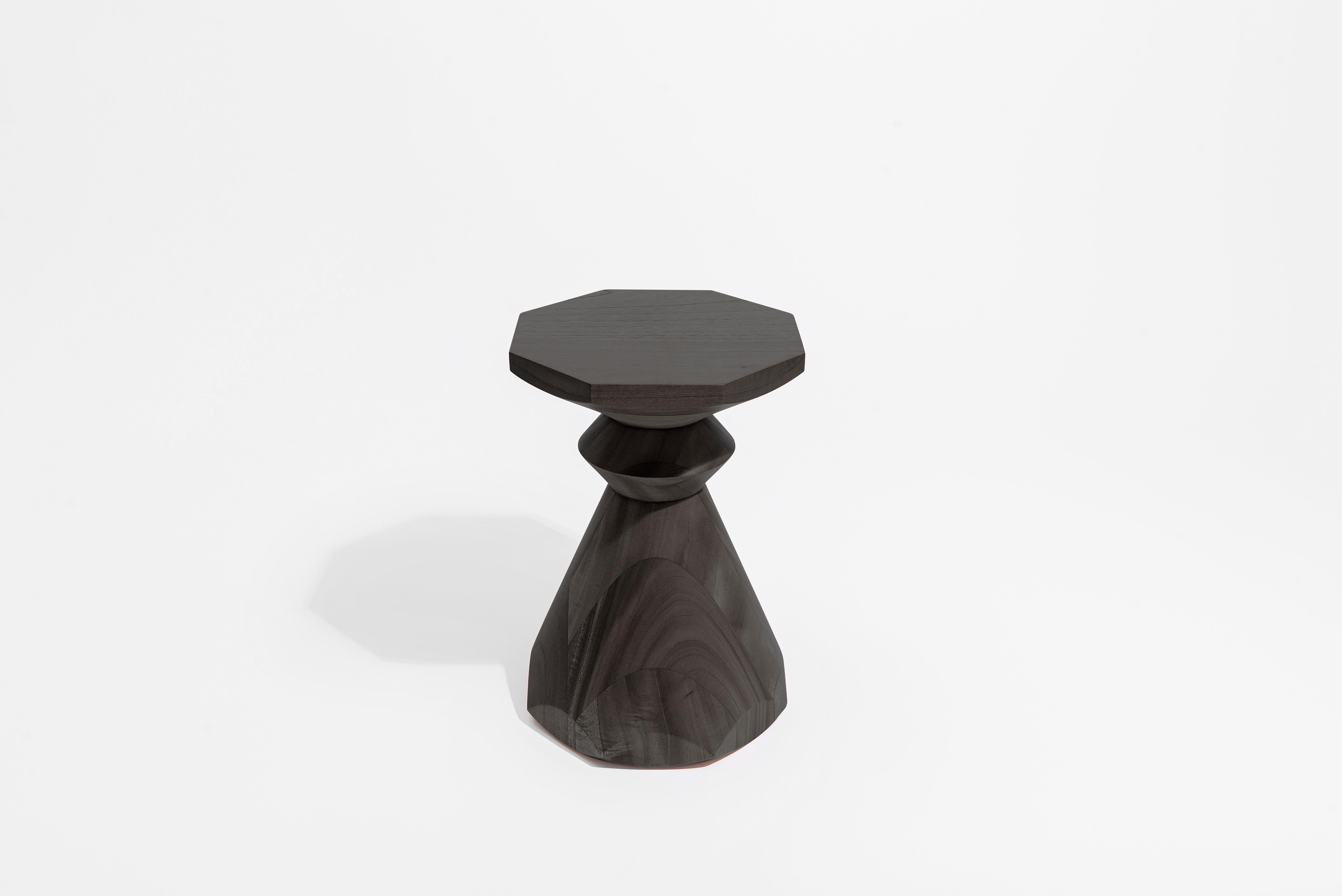 Falegnameria Sgabello Diamantea in cedro nero in vendita