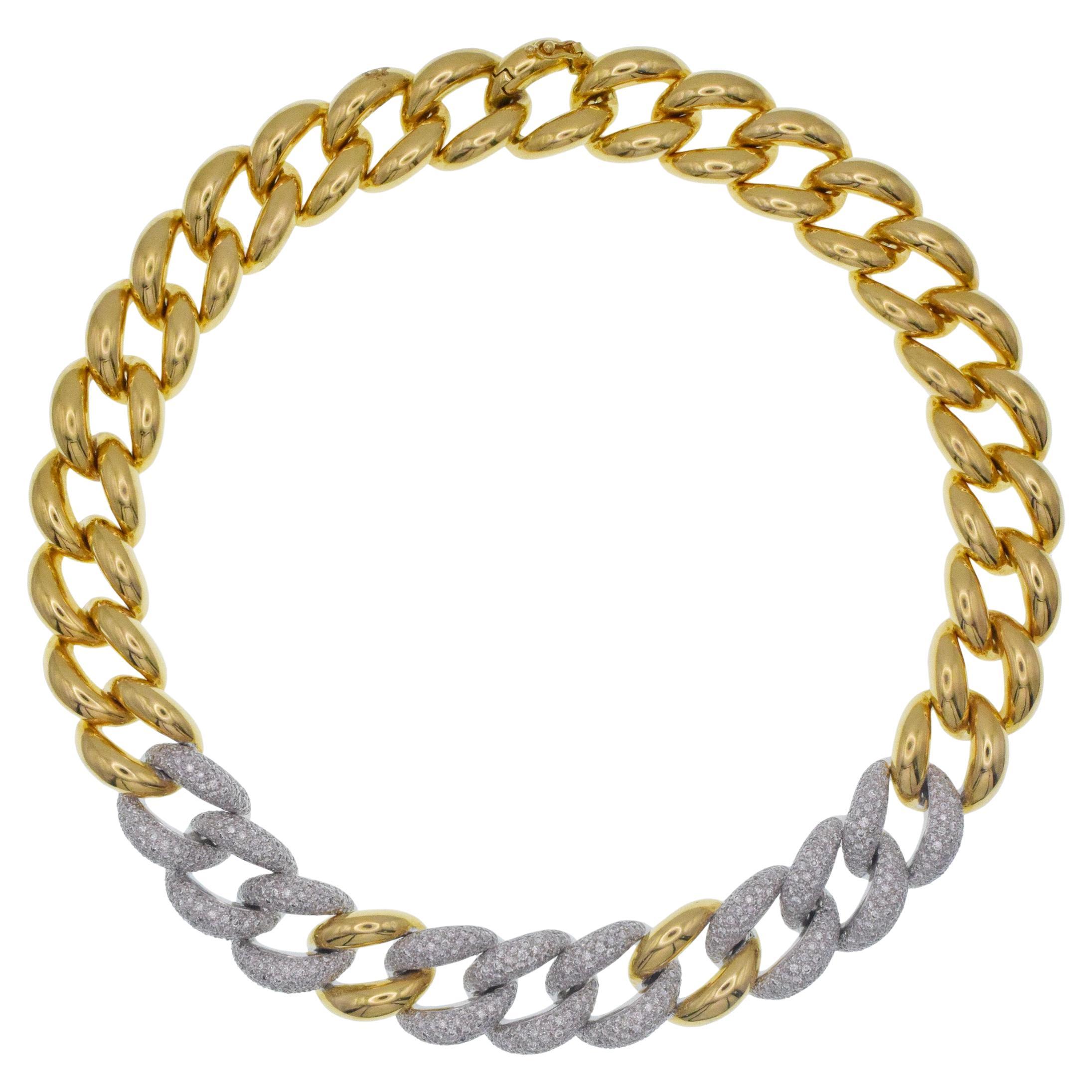 Collar de Diamante y Bordillo de Oro