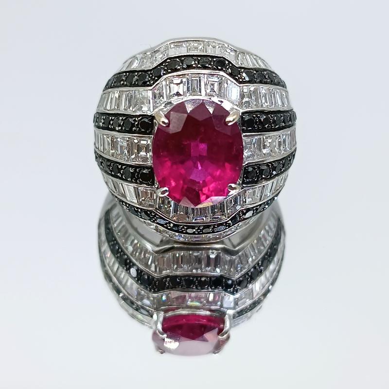 Diamnrusa Ring with Rubelita and Diamonds In New Condition For Sale In BILBAO, ES
