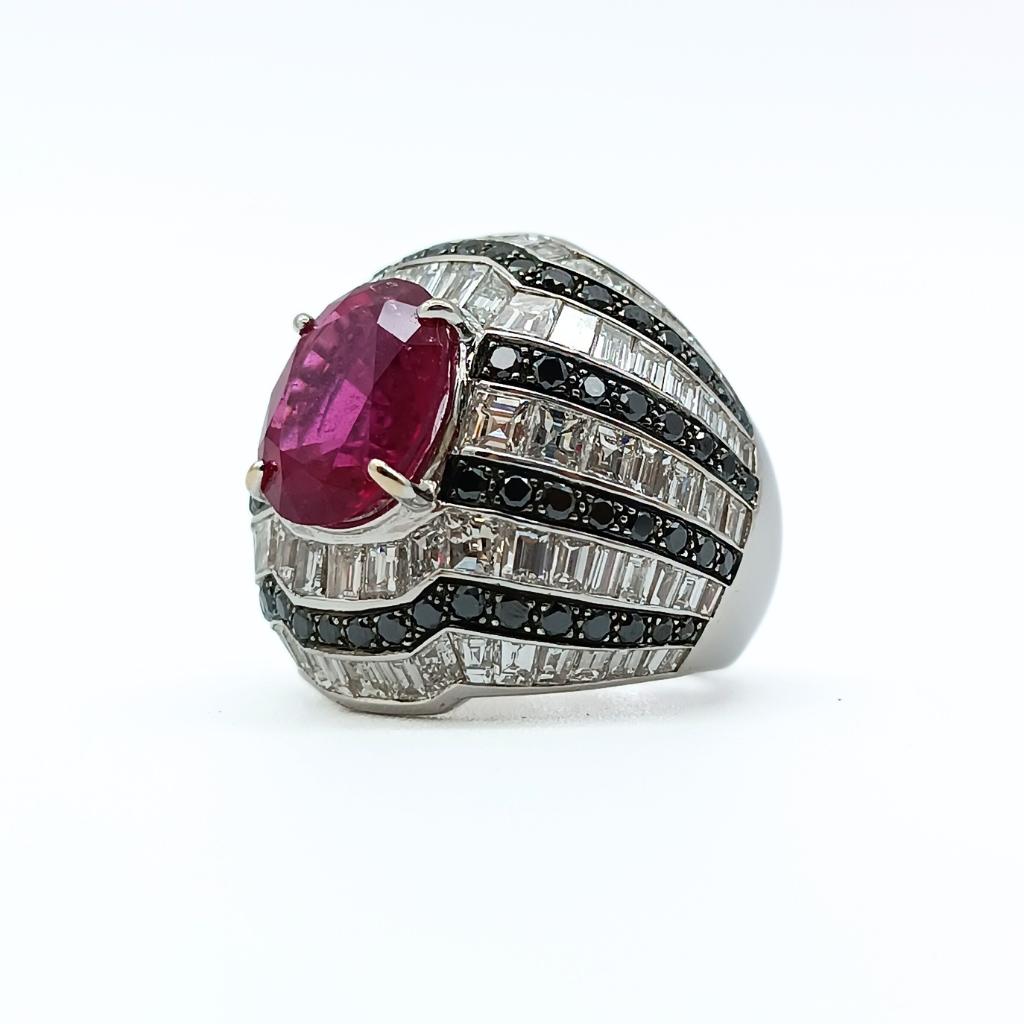 Diamnrusa Ring with Rubelita and Diamonds For Sale 2