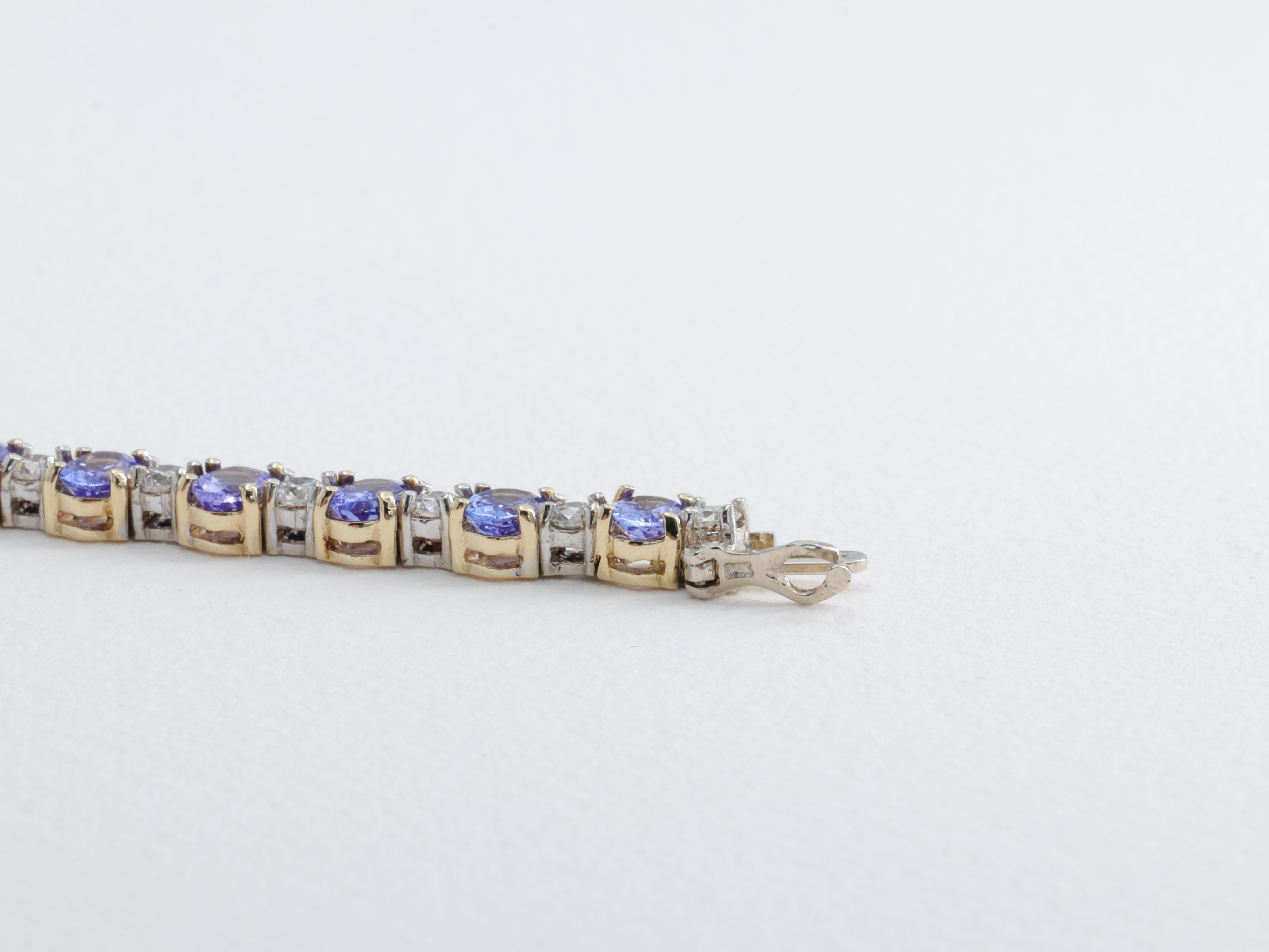 Tanzanite & Diamond Tennis Bracelet in Two Tone Yellow and White Gold  In Good Condition For Sale In Tampa, FL