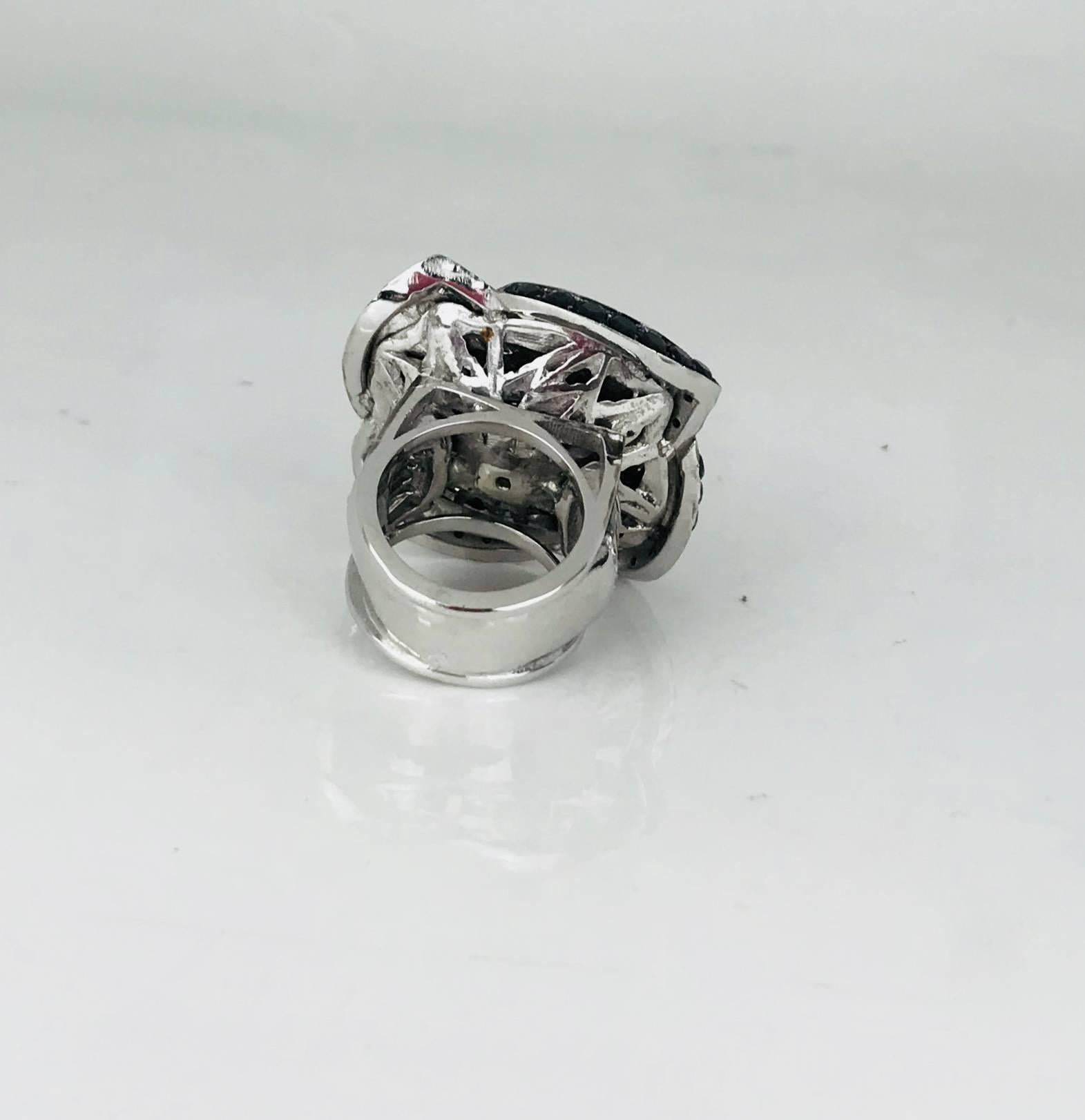 Diamond and Black Spinel Flower Ring with 7.75 Carat Diamonds, Modern Cocktail In New Condition For Sale In Aliso Viejo, CA