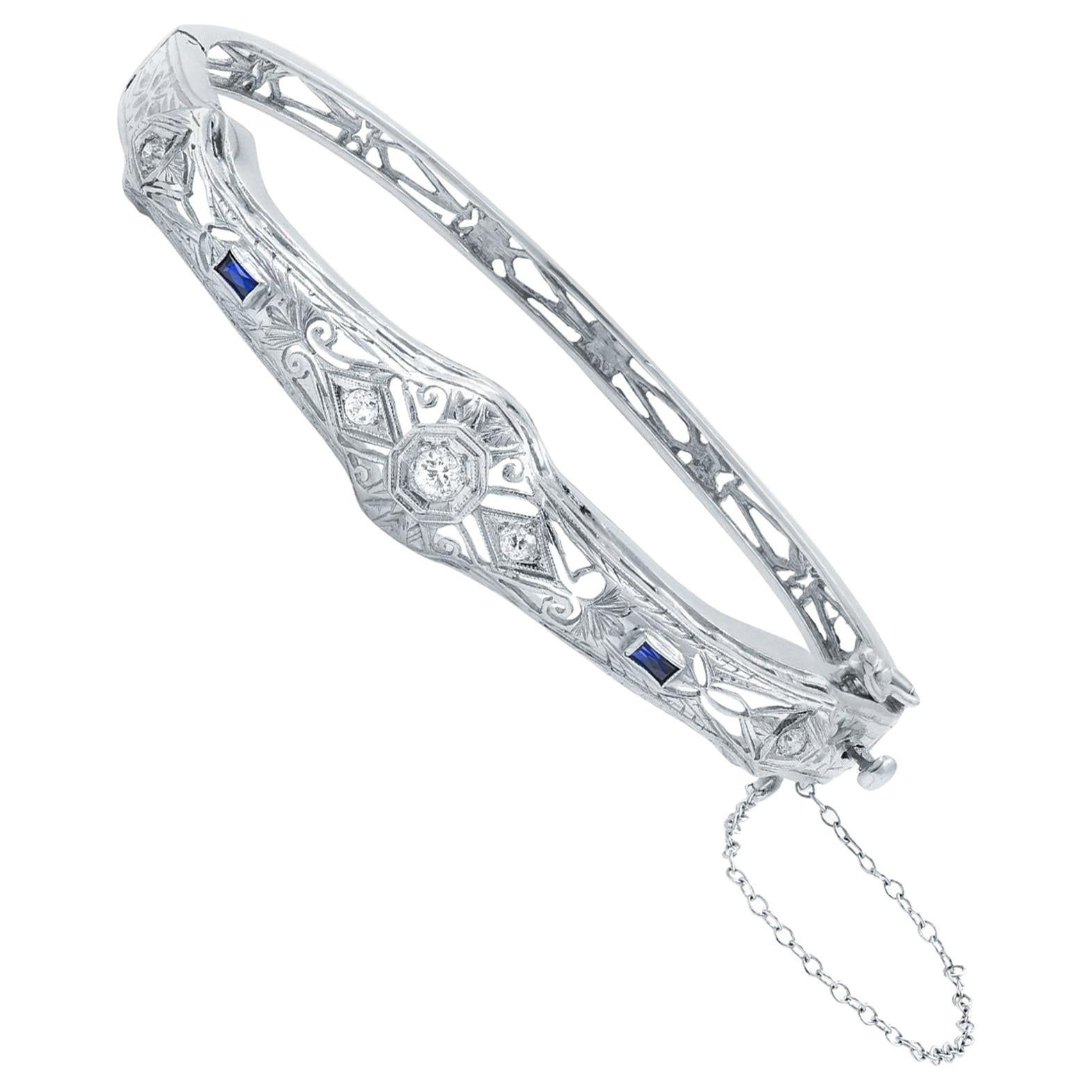 Diamond 0.15ctw & Blue Sapphire 0.05ctw Filigree Ladies Bracelet 14K White Gold For Sale