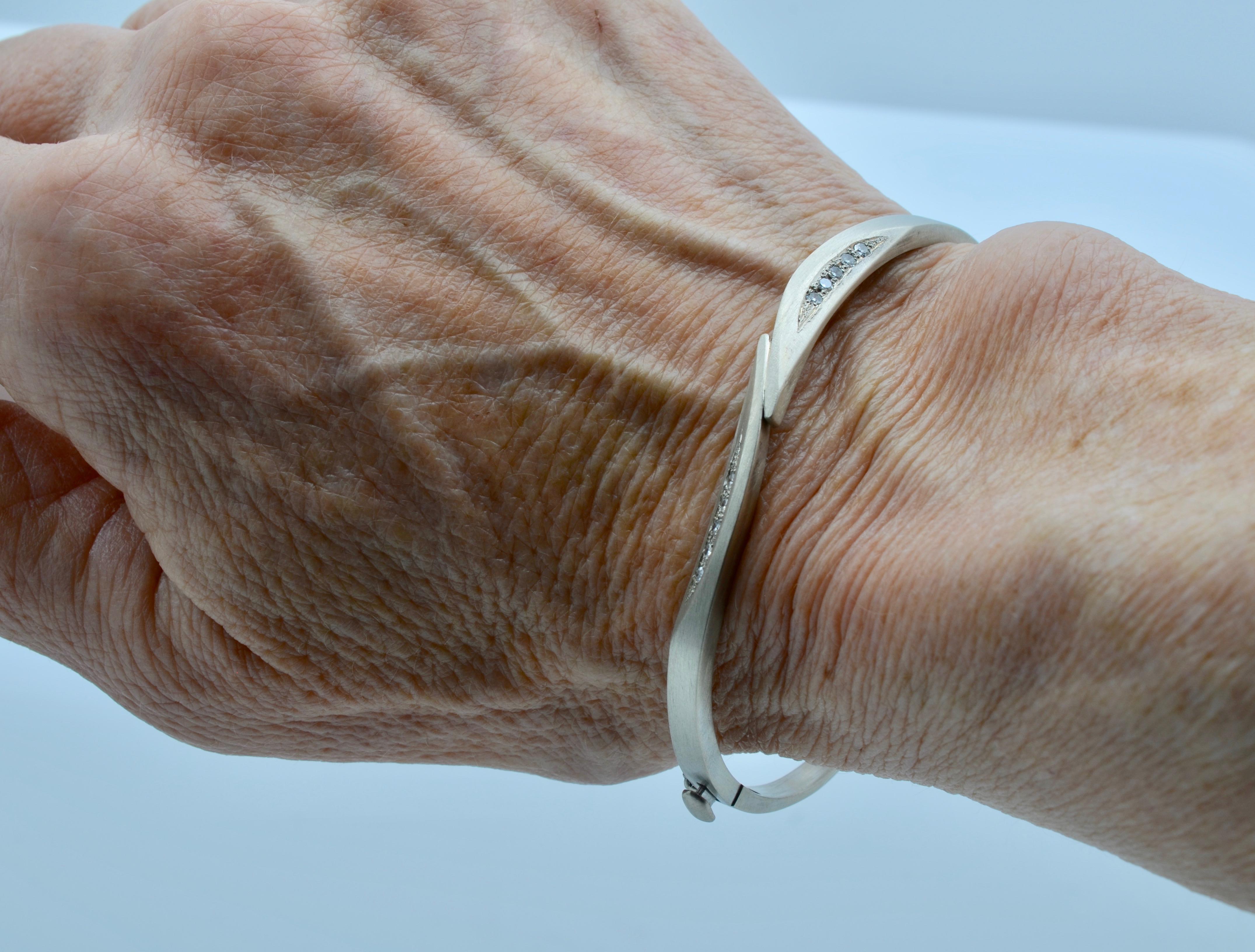 Diamond 0.20 Carat and 14 Karat White Gold Bangle Bracelet In Excellent Condition In Berkeley, CA