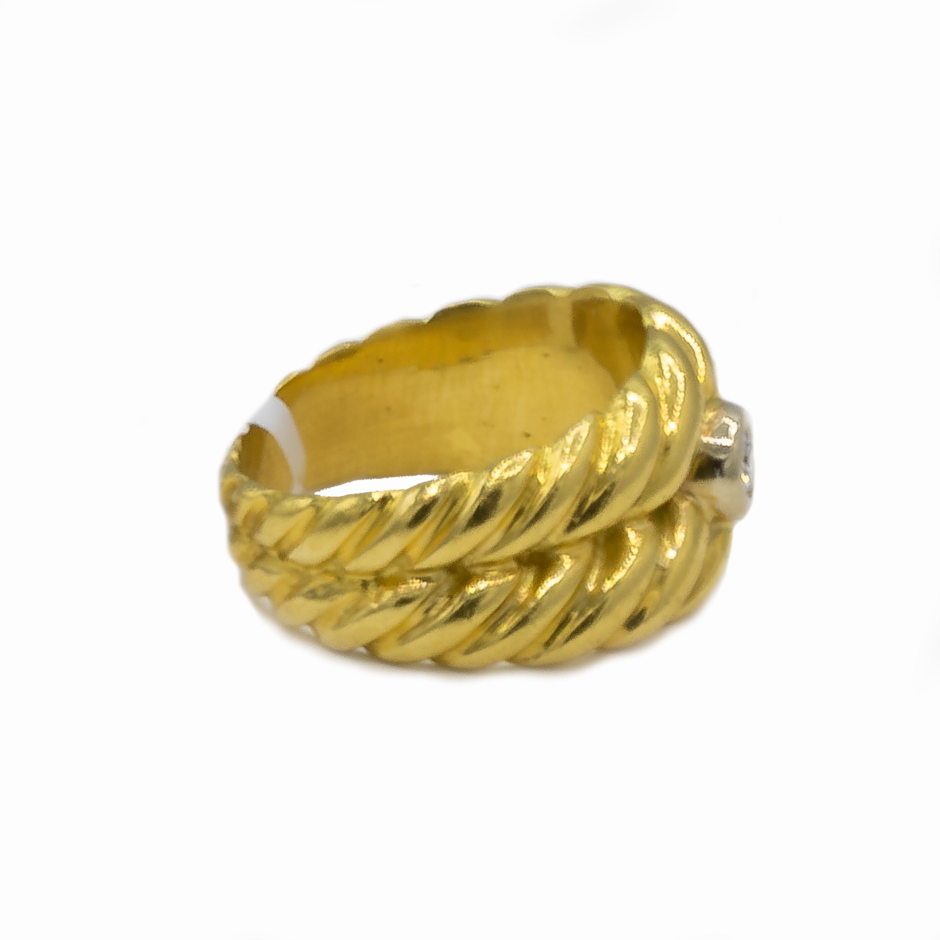 Diamond .05 Carat 18 Karat Yellow Gold Ring 1