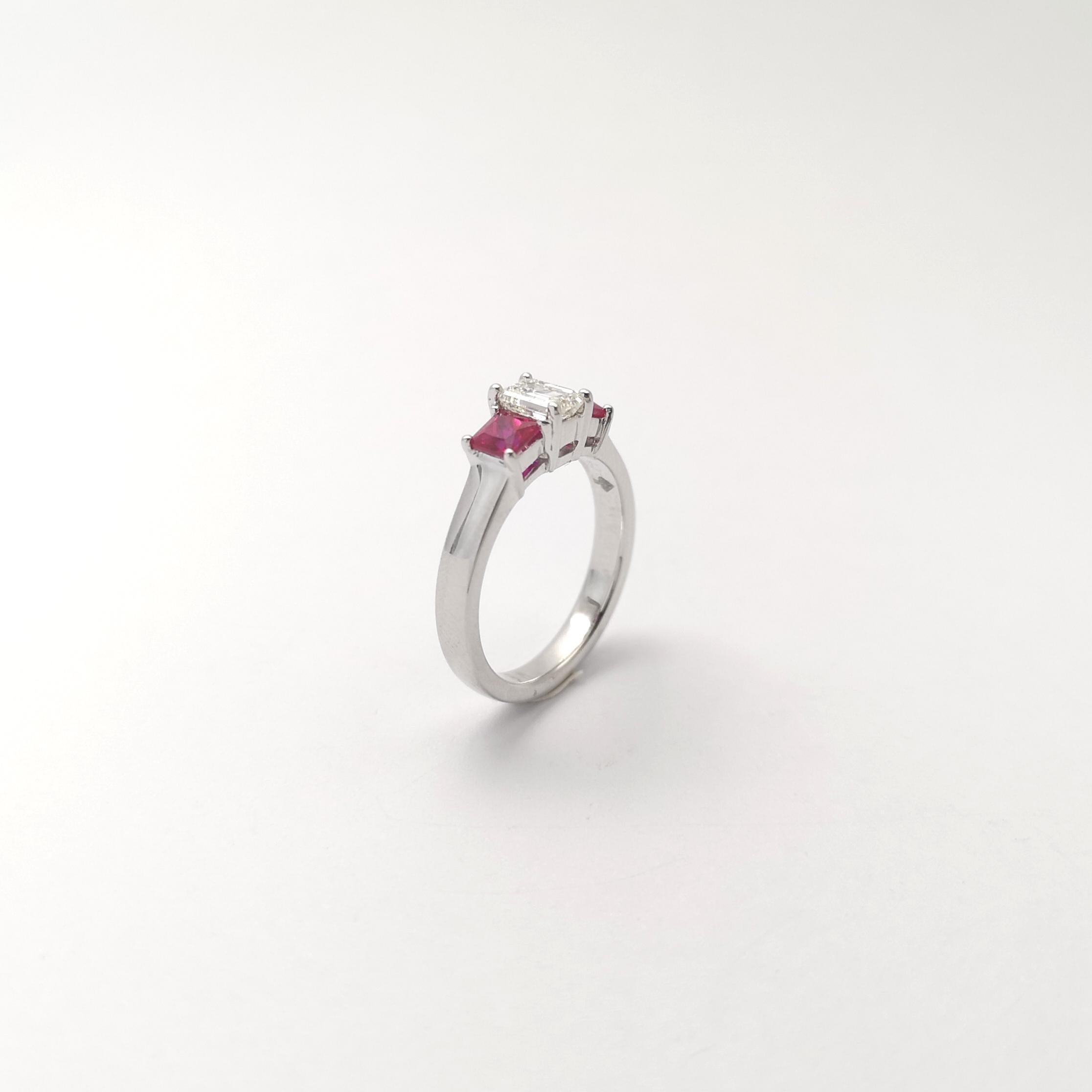 Anello con diamante 0,56 e rubino con montatura in platino 950 in vendita 1