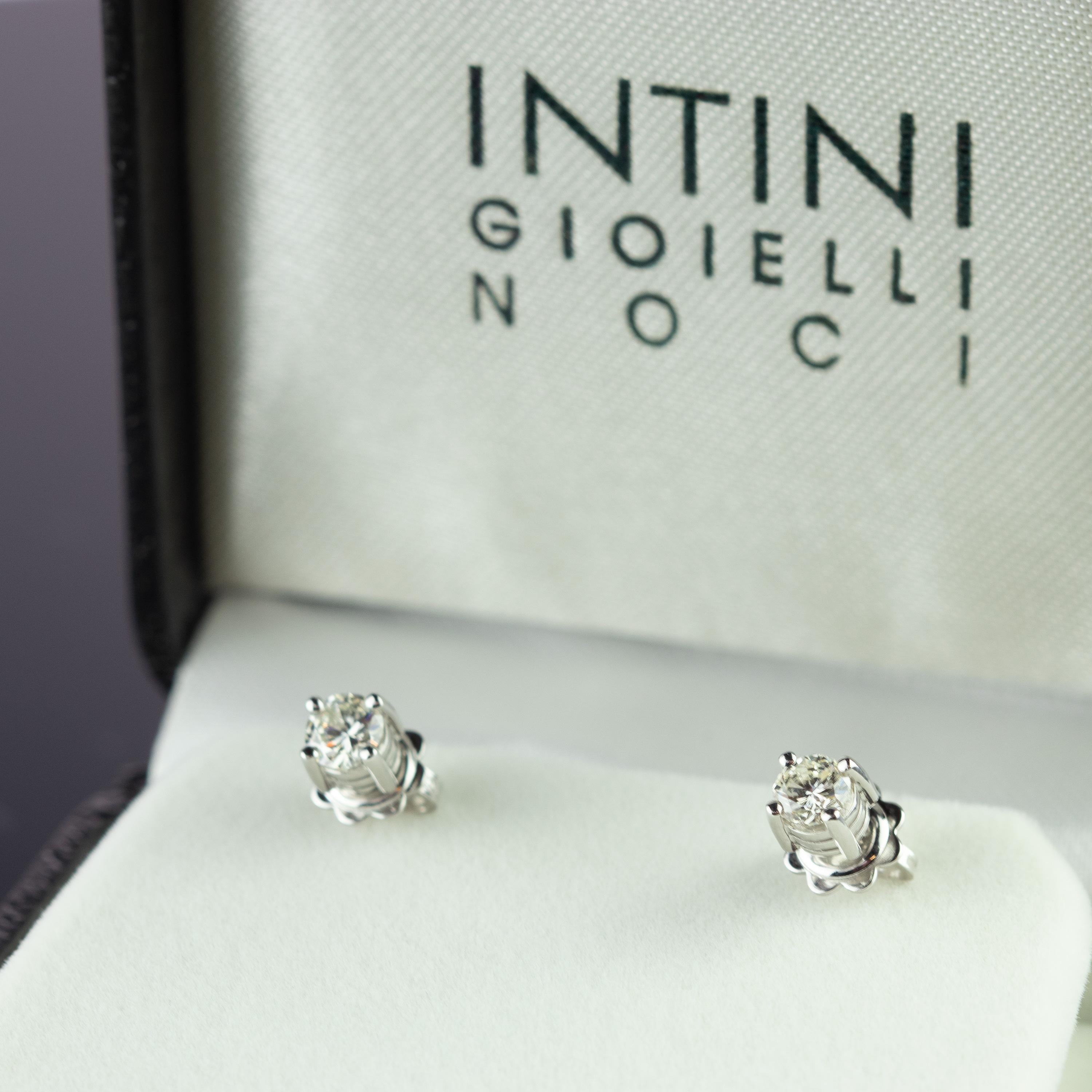 Women's or Men's Diamond 0.67 Carat 18 Karat White Gold Intini Engagement Italian Stud Earrings For Sale