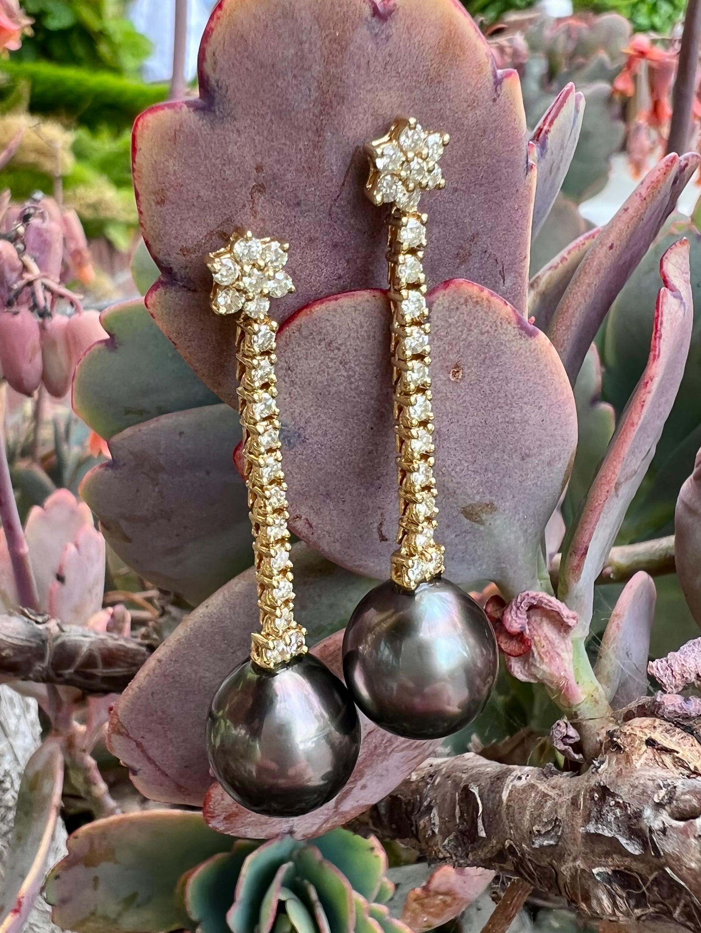 Diamant 0,76 TW Karat und Tahiti-Perle Tropfenpfosten  Ohrringe (Modernistisch) im Angebot