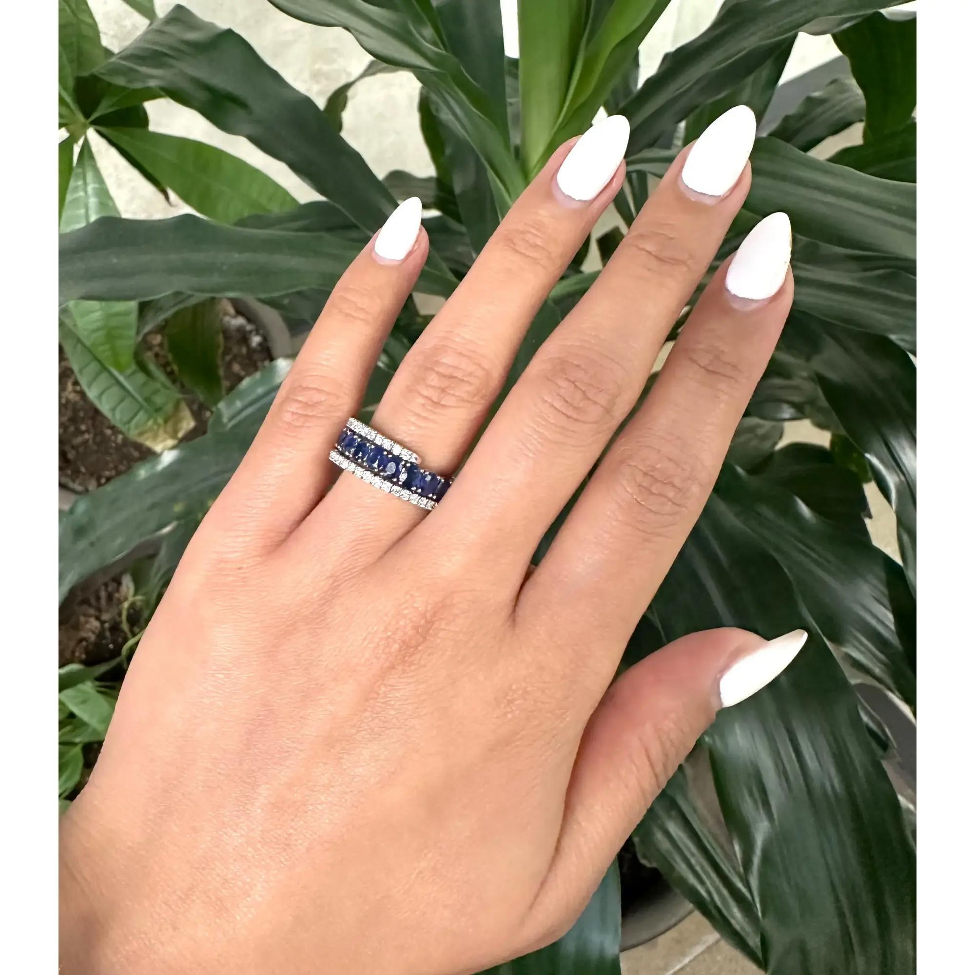 Diamond 0.77Ctw & Blue Sapphire 3.98Ctw Spiral Band Ring 14K White Gold Size 7 In New Condition For Sale In New York, NY
