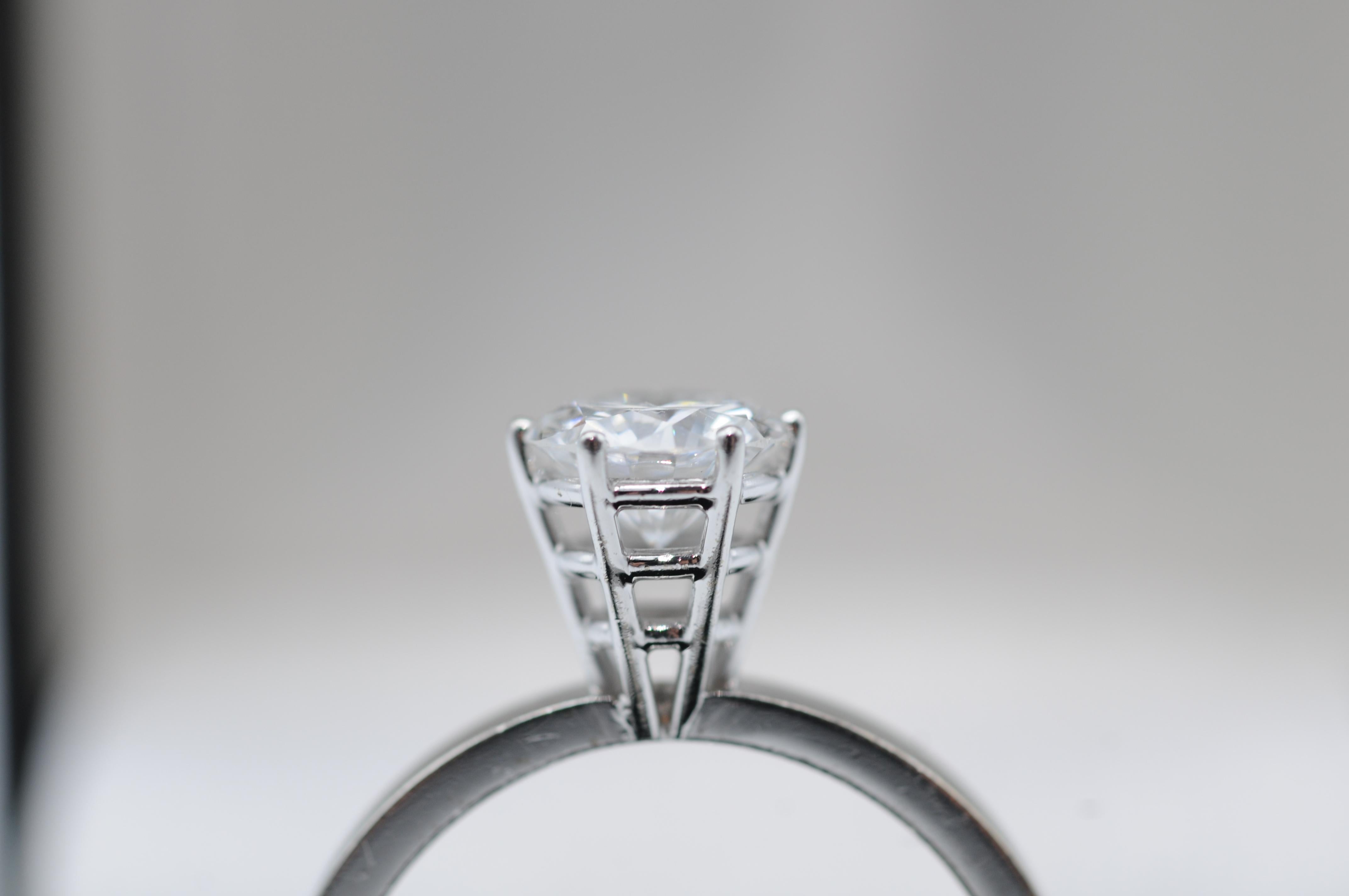 Diamond 1.02ct Solitare Ring VVS2 color(G) For Sale 1