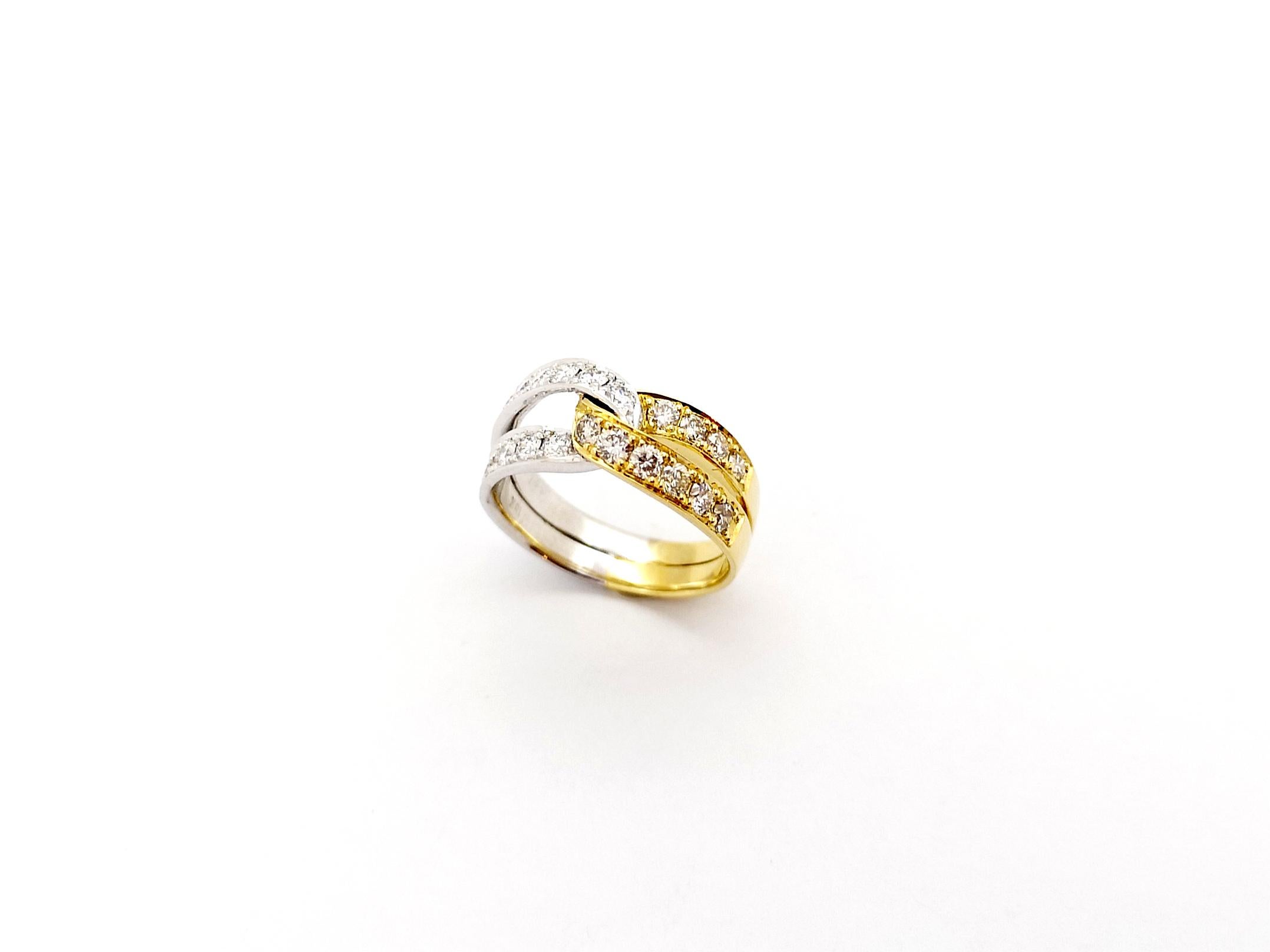 Diamond 1.06 carats Ring set in 18K White/Yellow Gold Settings For Sale 5