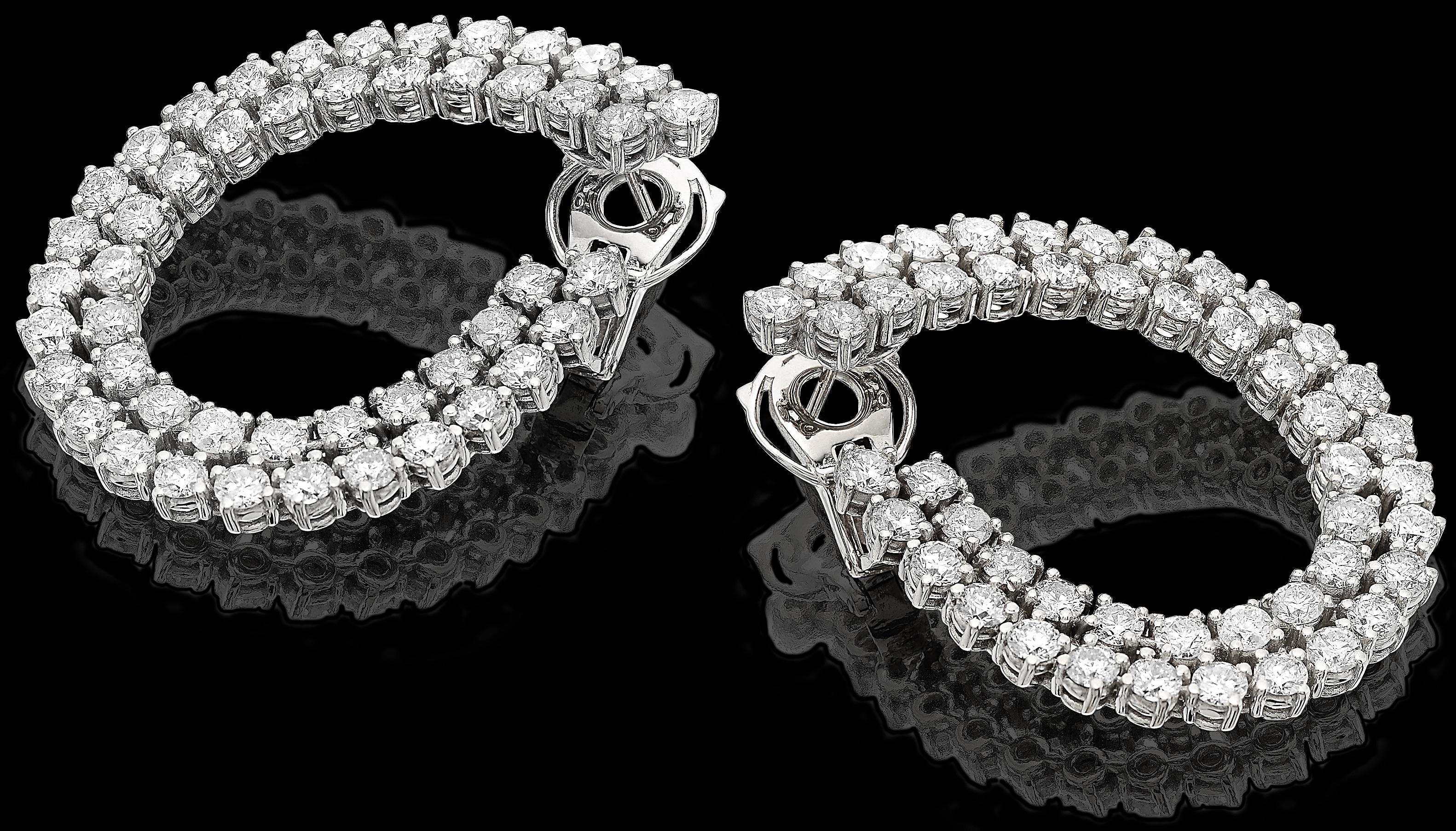Diamond Double Hoop Earrings, in 18K White Gold, Oval, Easy to Wear Fittings In Excellent Condition In London, GB
