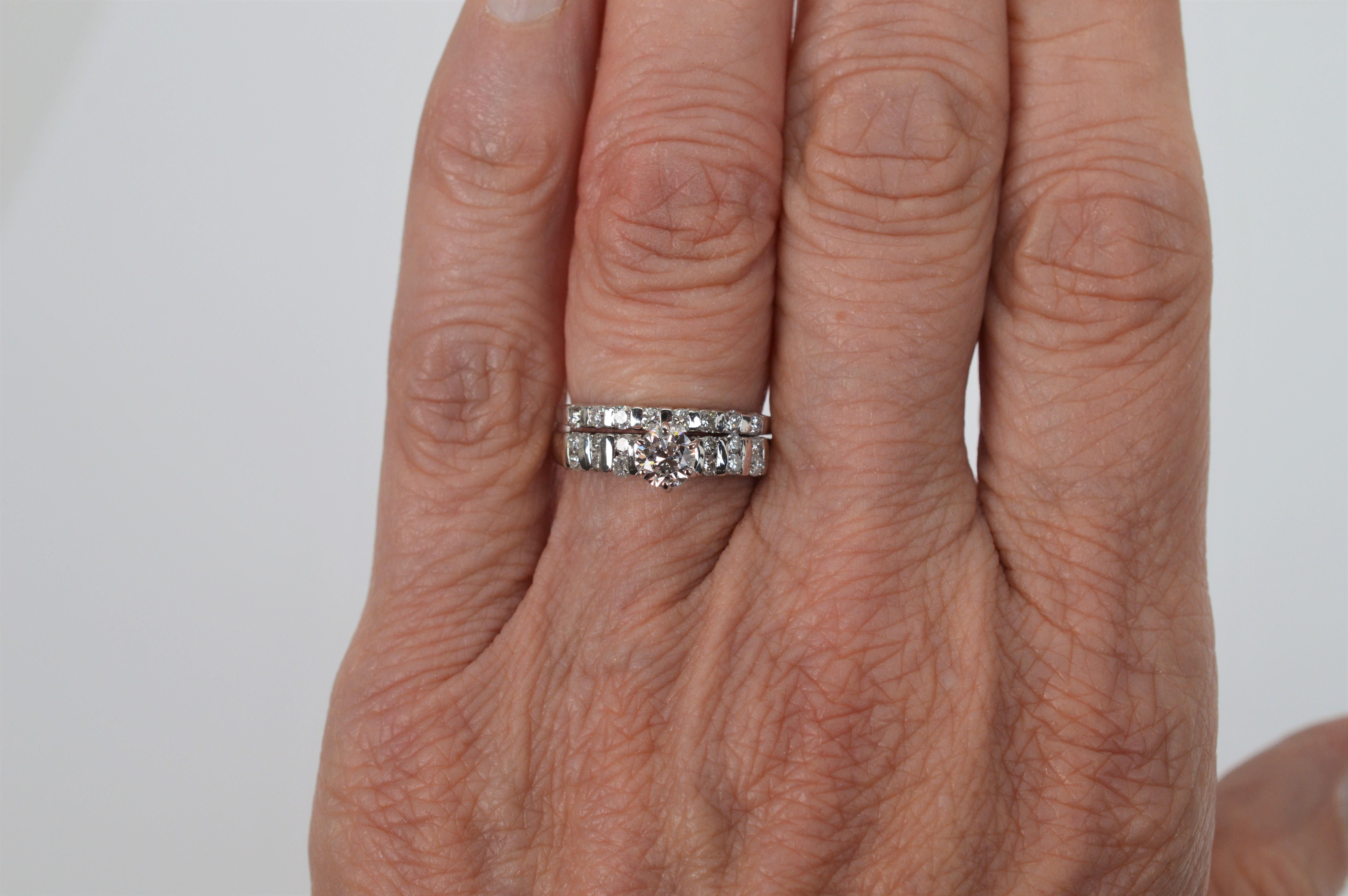 Diamond 14 Karat White Gold Bridal Ring Set For Sale 5