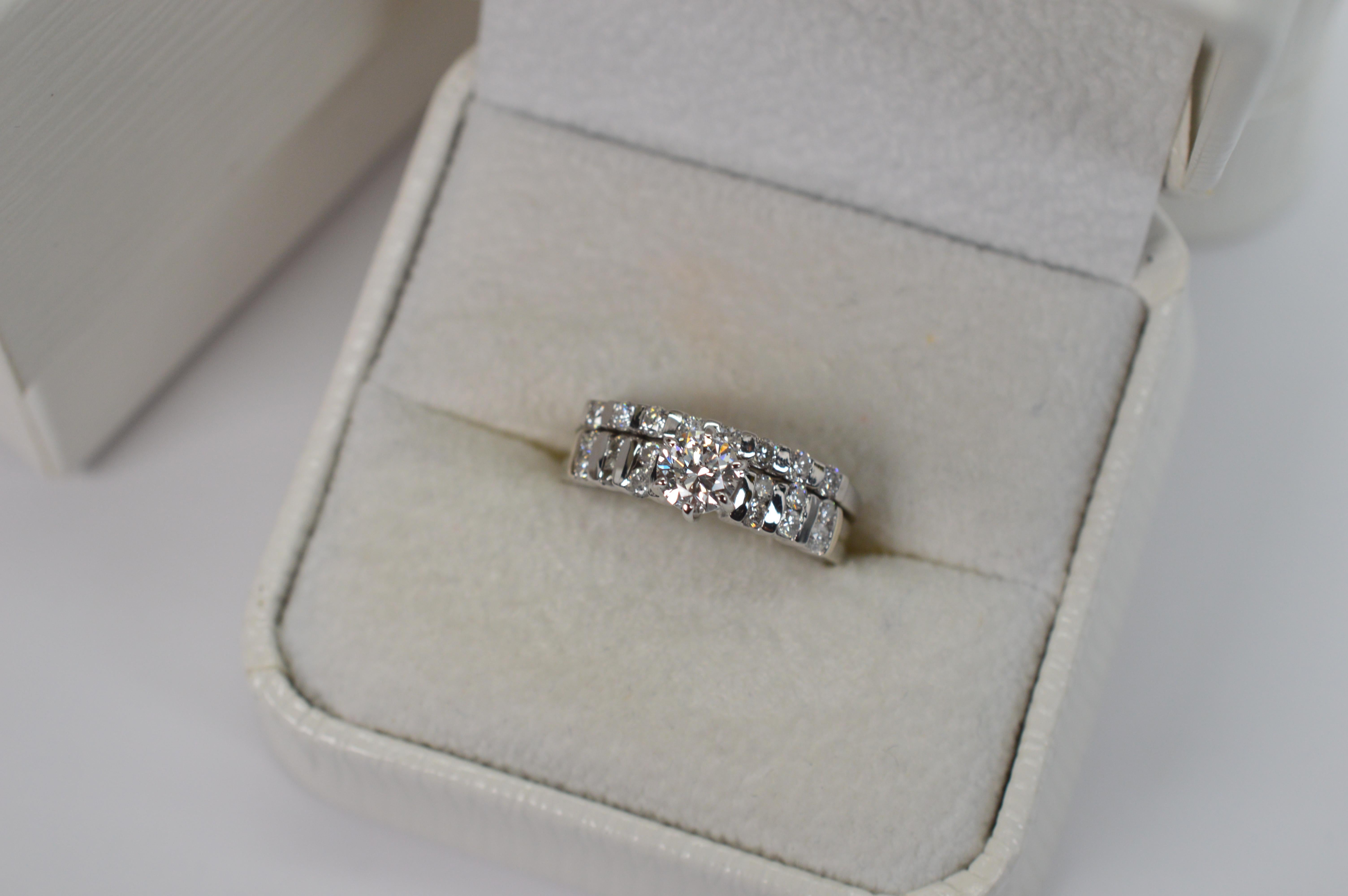 Diamond 14 Karat White Gold Bridal Ring Set For Sale 2