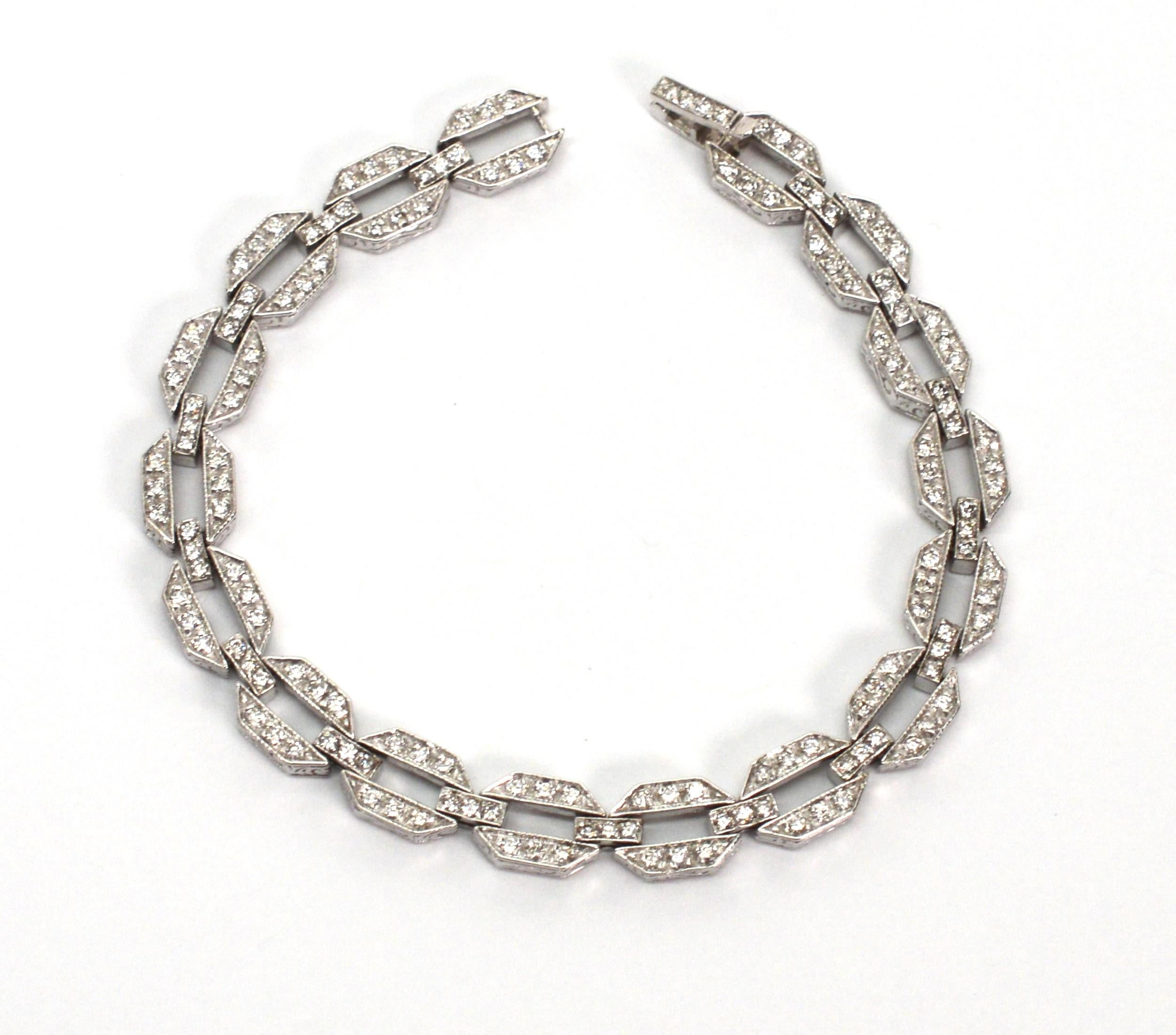 Round Cut Diamond 14 Karat White Gold Hexagon Link Tennis Bracelet For Sale