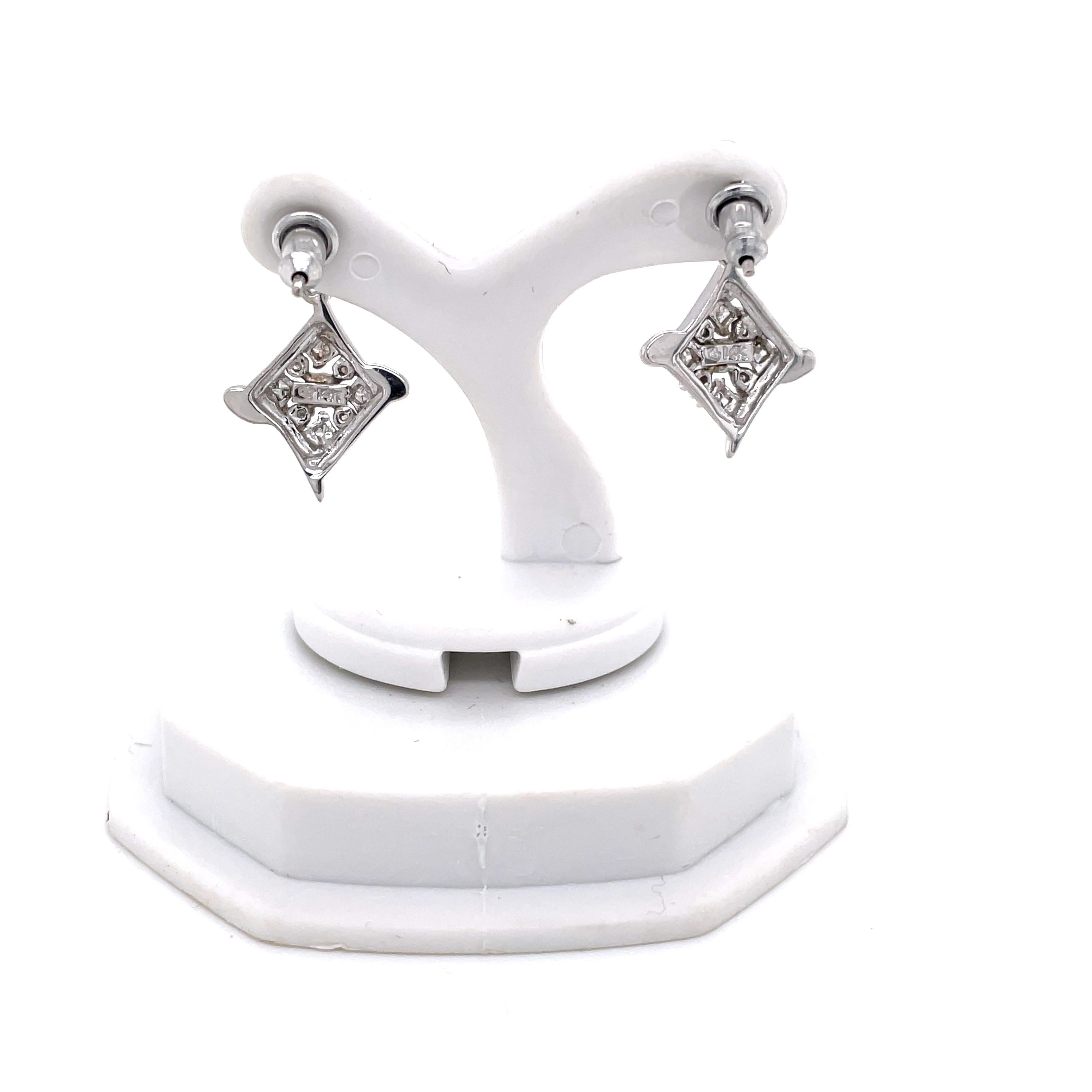 Diamond 14 Karat White Gold Marquis Drop Earrings In Excellent Condition For Sale In Mount Kisco, NY