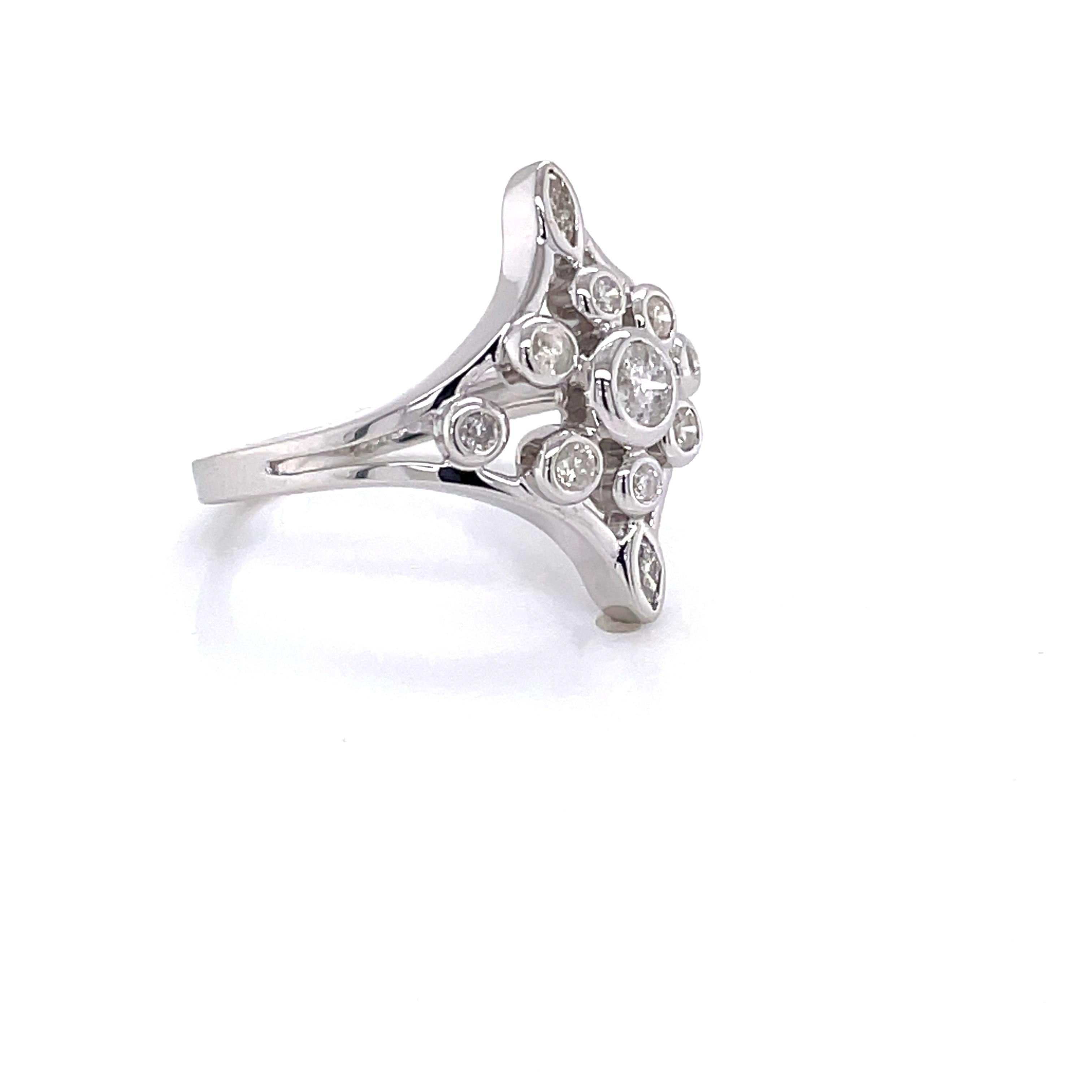 Women's Diamond 14 Karat White Gold Marquis Ring For Sale