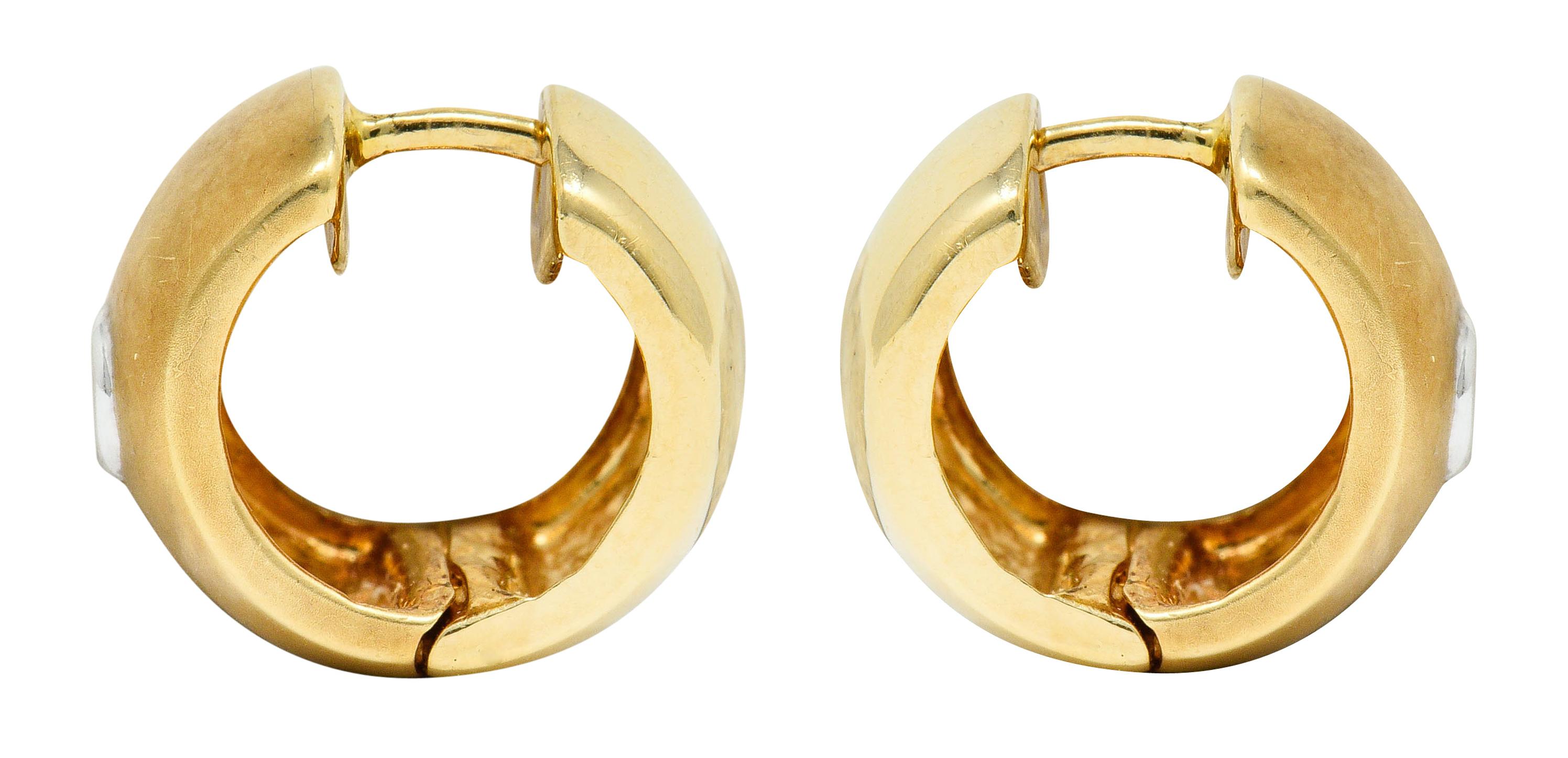 Diamond 14 Karat Yellow Gold Huggie Earrings (Zeitgenössisch)