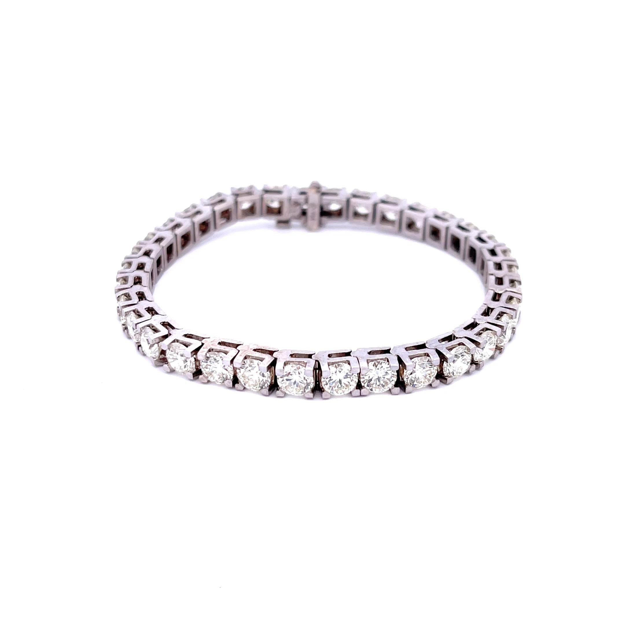 Round Cut Diamond 14ctw Tennis Bracelet in 14K White Gold For Sale