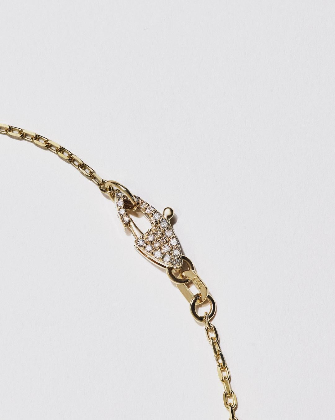 Series of Eleven Diamond Clasp 14k Gold Cable Chain Necklace In New Condition For Sale In Manhattan Beach, CA