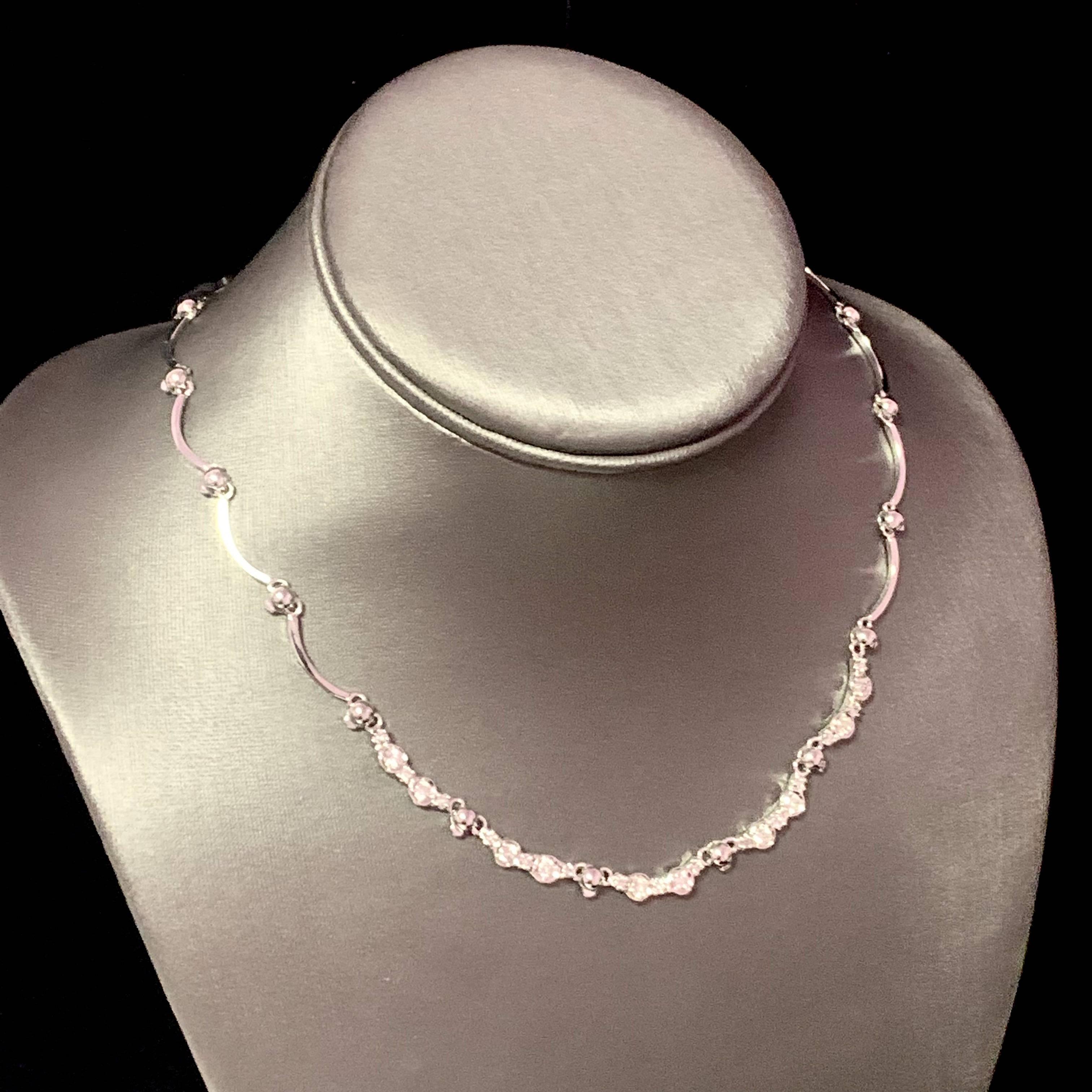 Moderne Collier en or 14k certifié 1,5 TCW avec diamants en vente