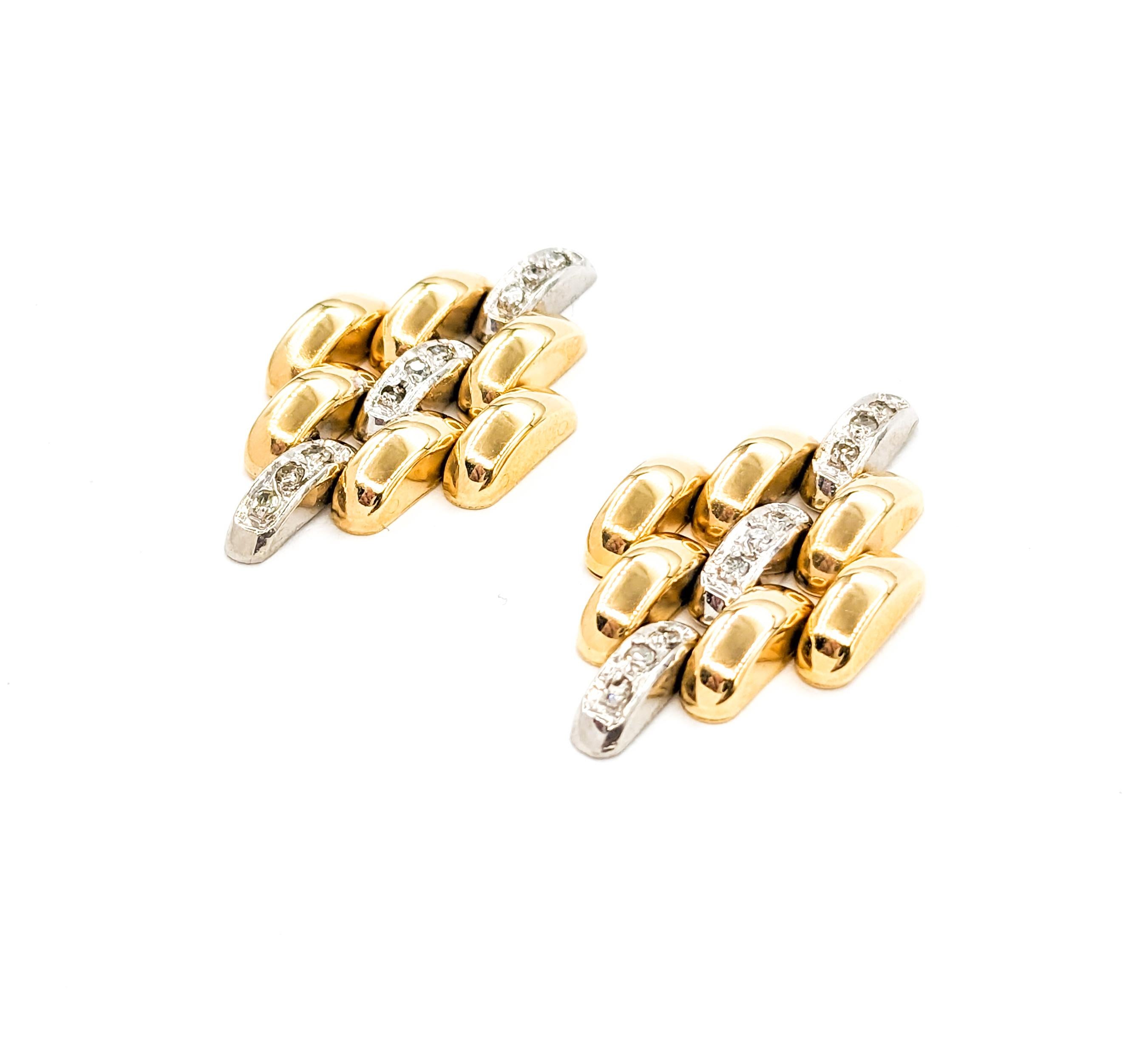 Modern Diamond & 14K Gold Panther Link Earrings zin TZwo-Tone Gold For Sale