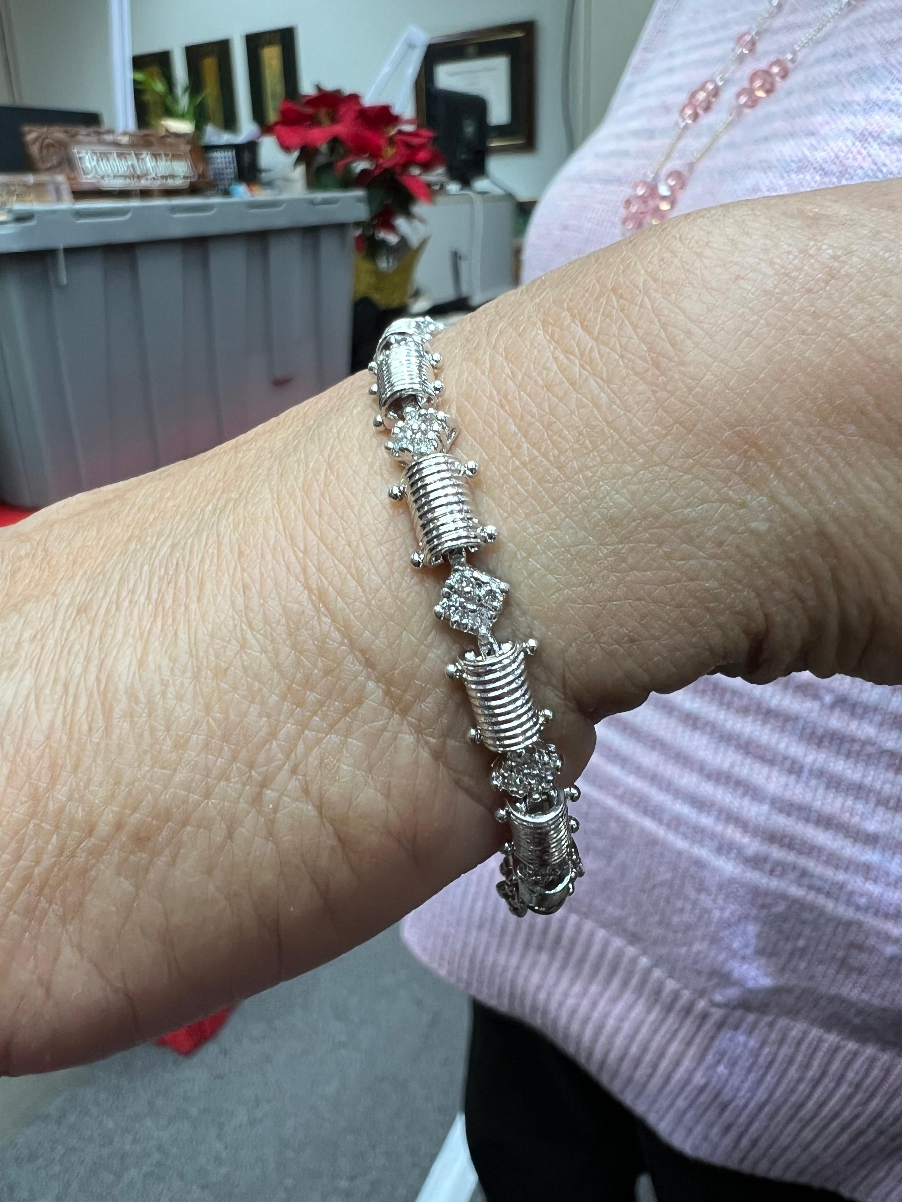 Contemporary Diamond 14k White Gold Link Bracelet 7.25