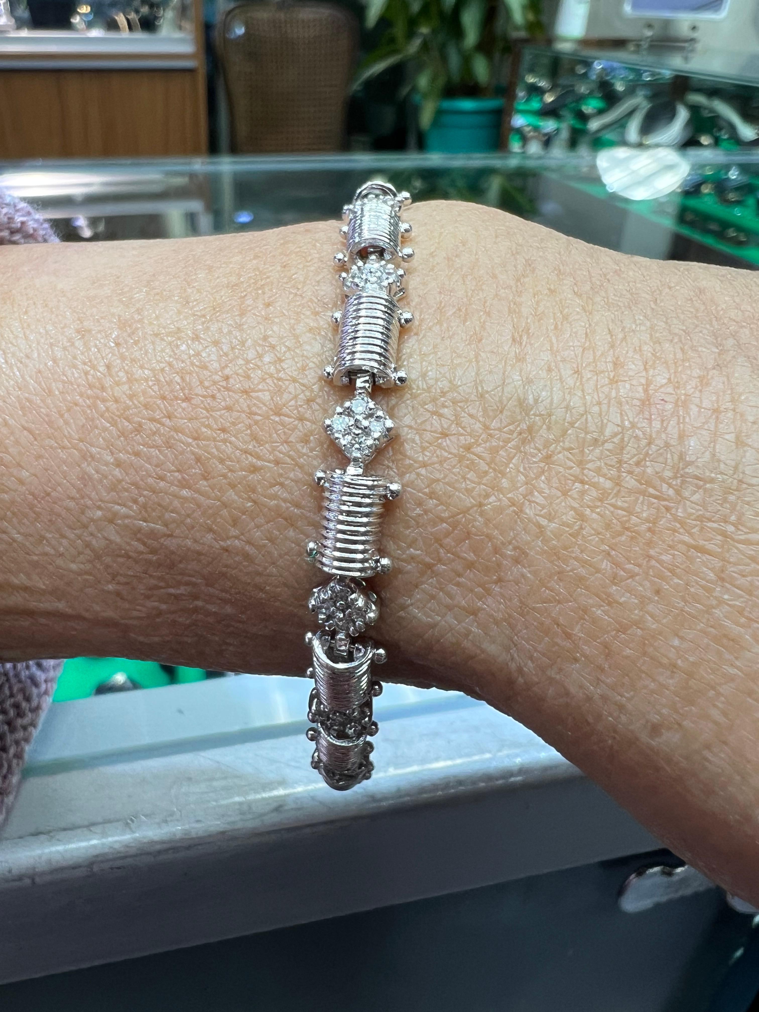 Round Cut Diamond 14k White Gold Link Bracelet 7.25
