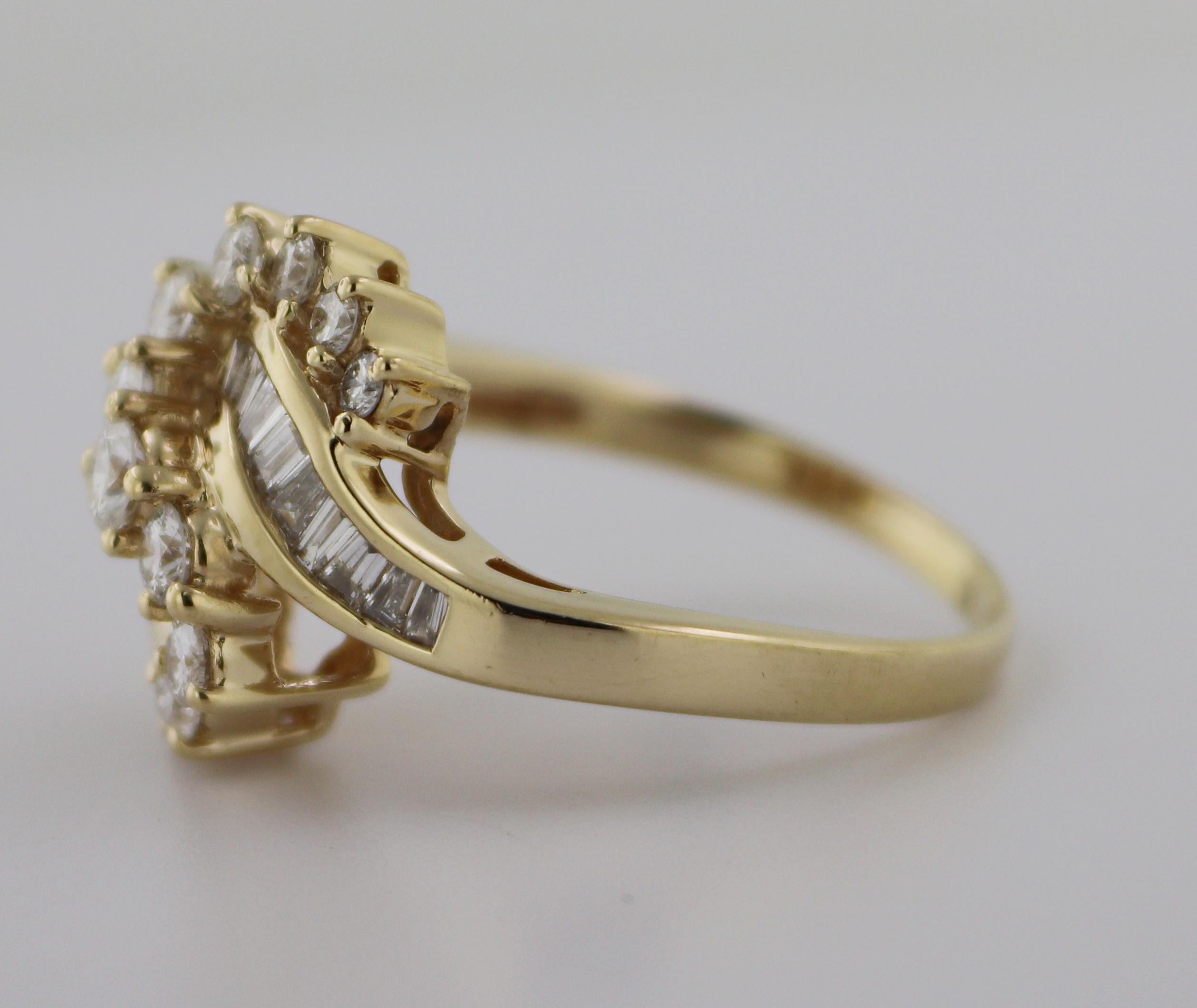 By-Pass-Ring, Diamant, 14 Karat Gelbgold im Angebot 4