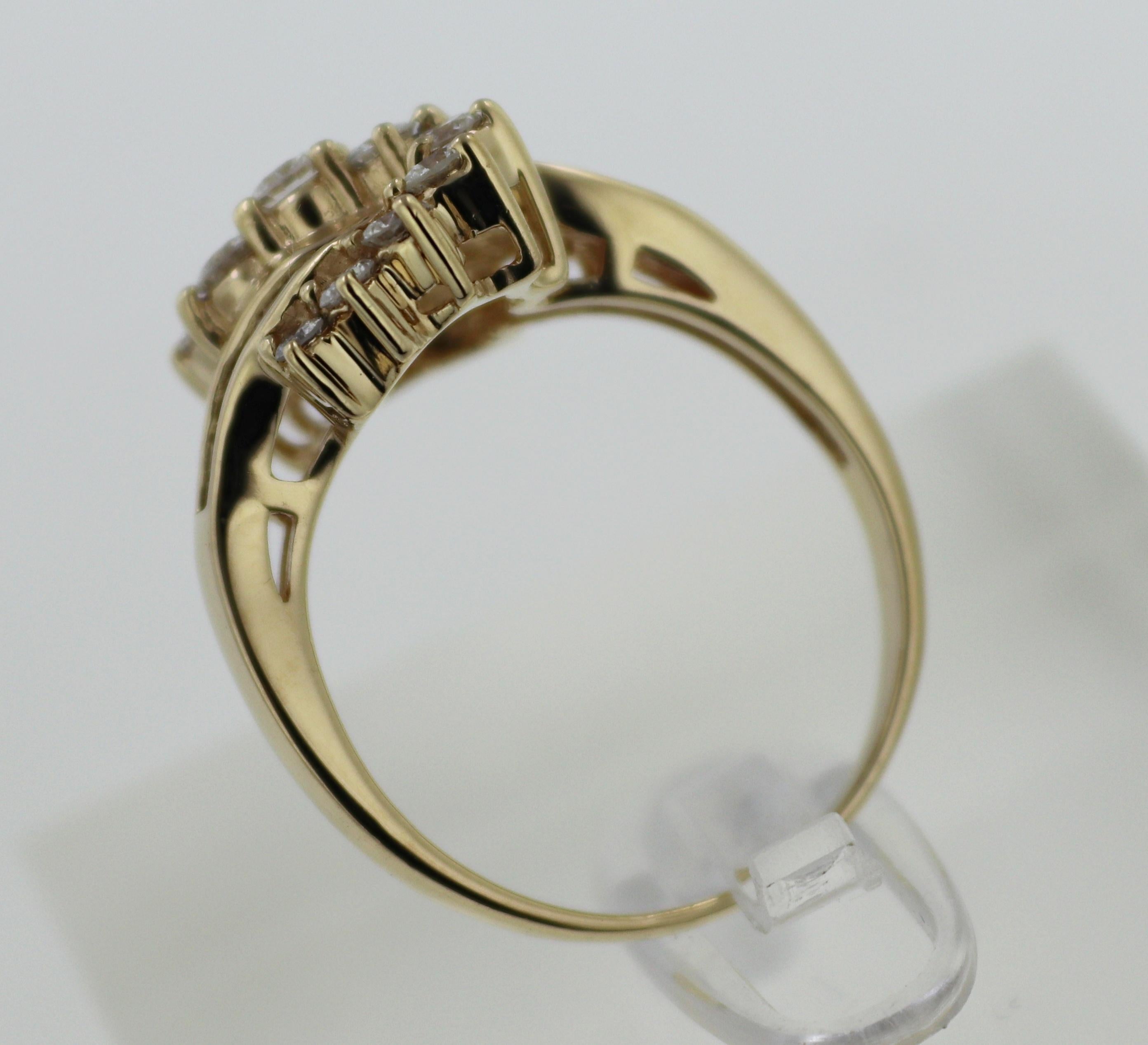 By-Pass-Ring, Diamant, 14 Karat Gelbgold Damen im Angebot