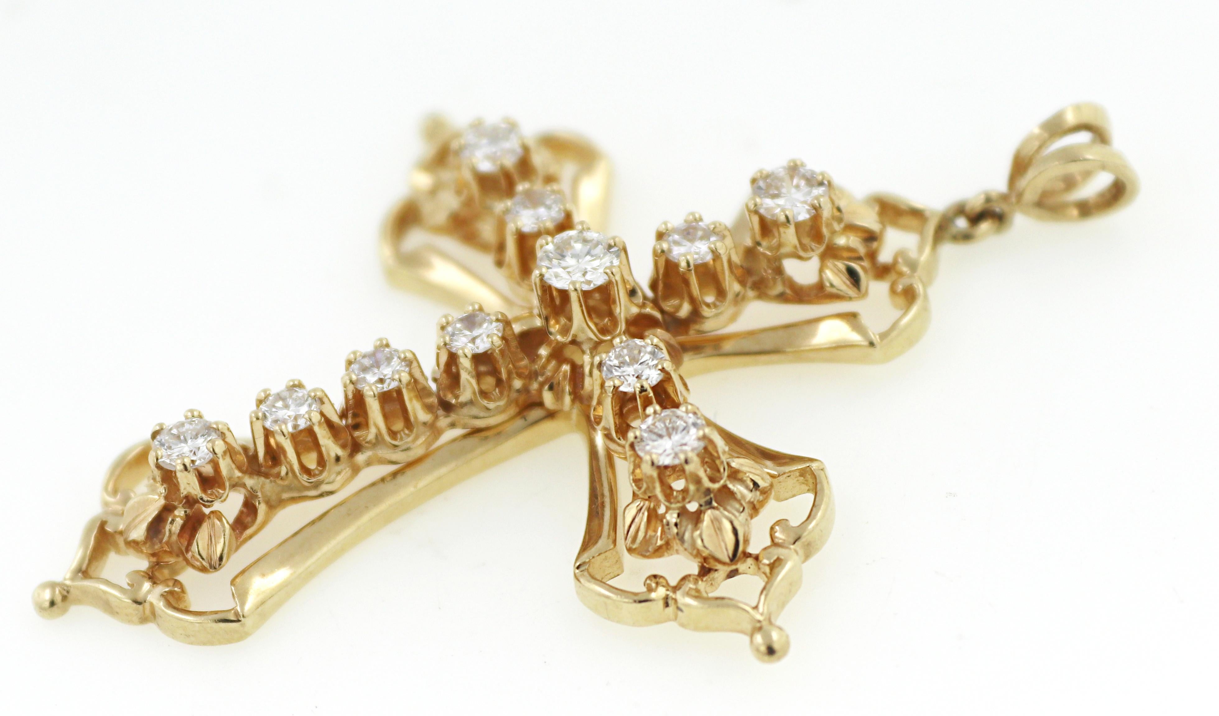 Femenino o masculino Diamond, 14K Yellow Gold Cross Pendant en venta