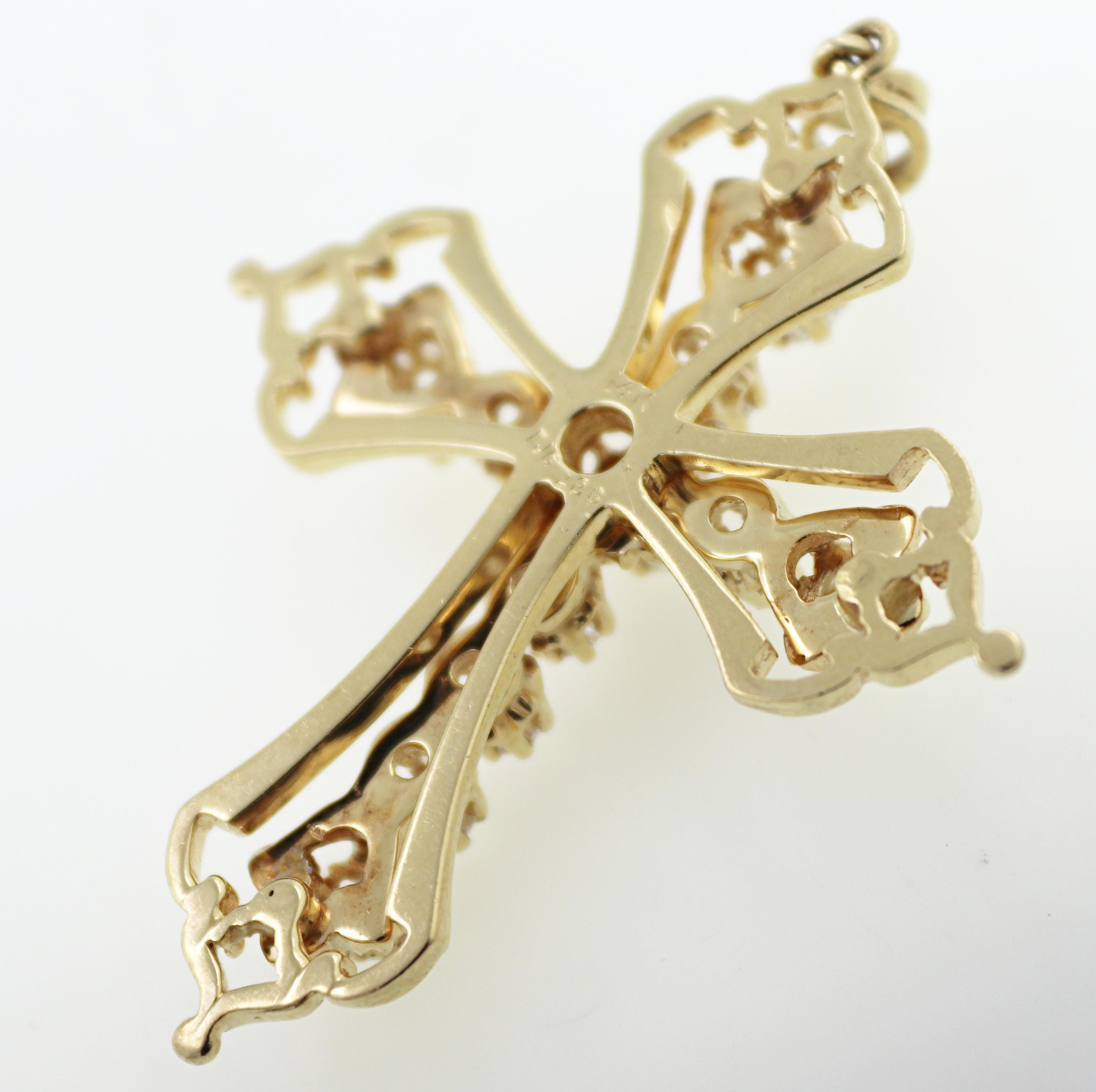 Diamond, 14K Yellow Gold Cross Pendant en venta 2