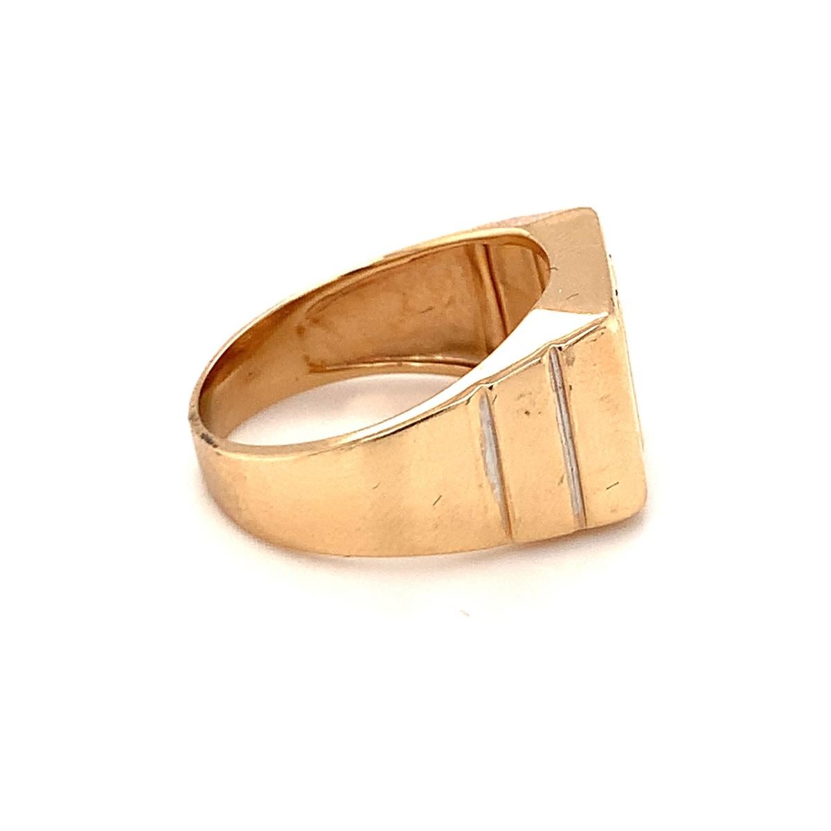 Diamond 14k Yellow Gold Ring, circa 1970s In Good Condition For Sale In Beverly Hills, CA