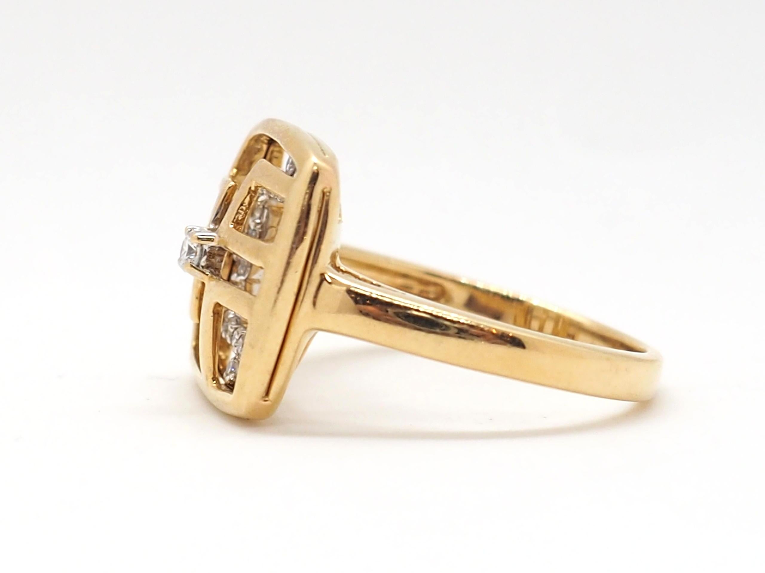 Diamond Ring 14 Karat Yellow White Gold Ring For Sale 1
