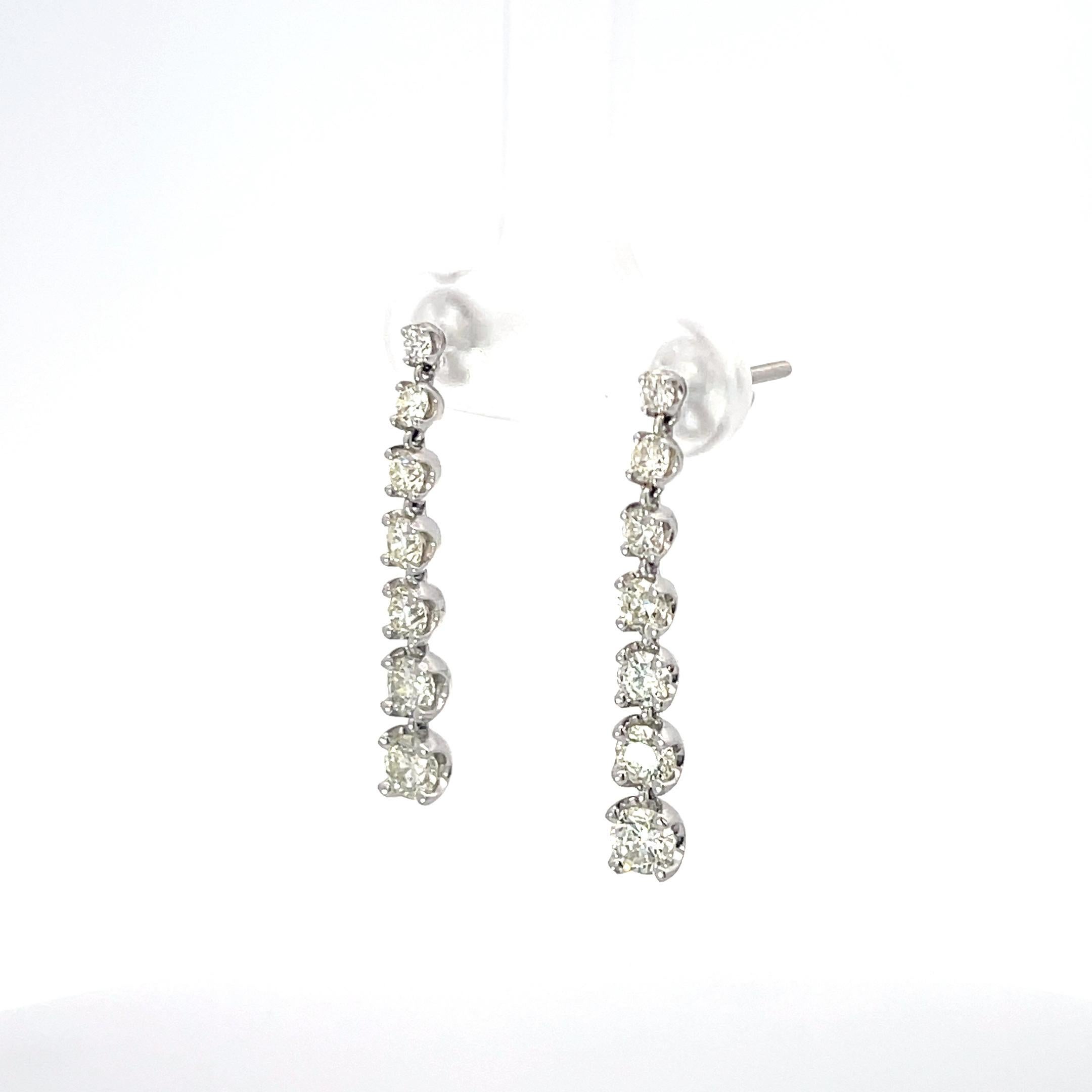 Diamond '1.67ctw' Dangle Earrings in 14K White Gold. One Inch in Length.