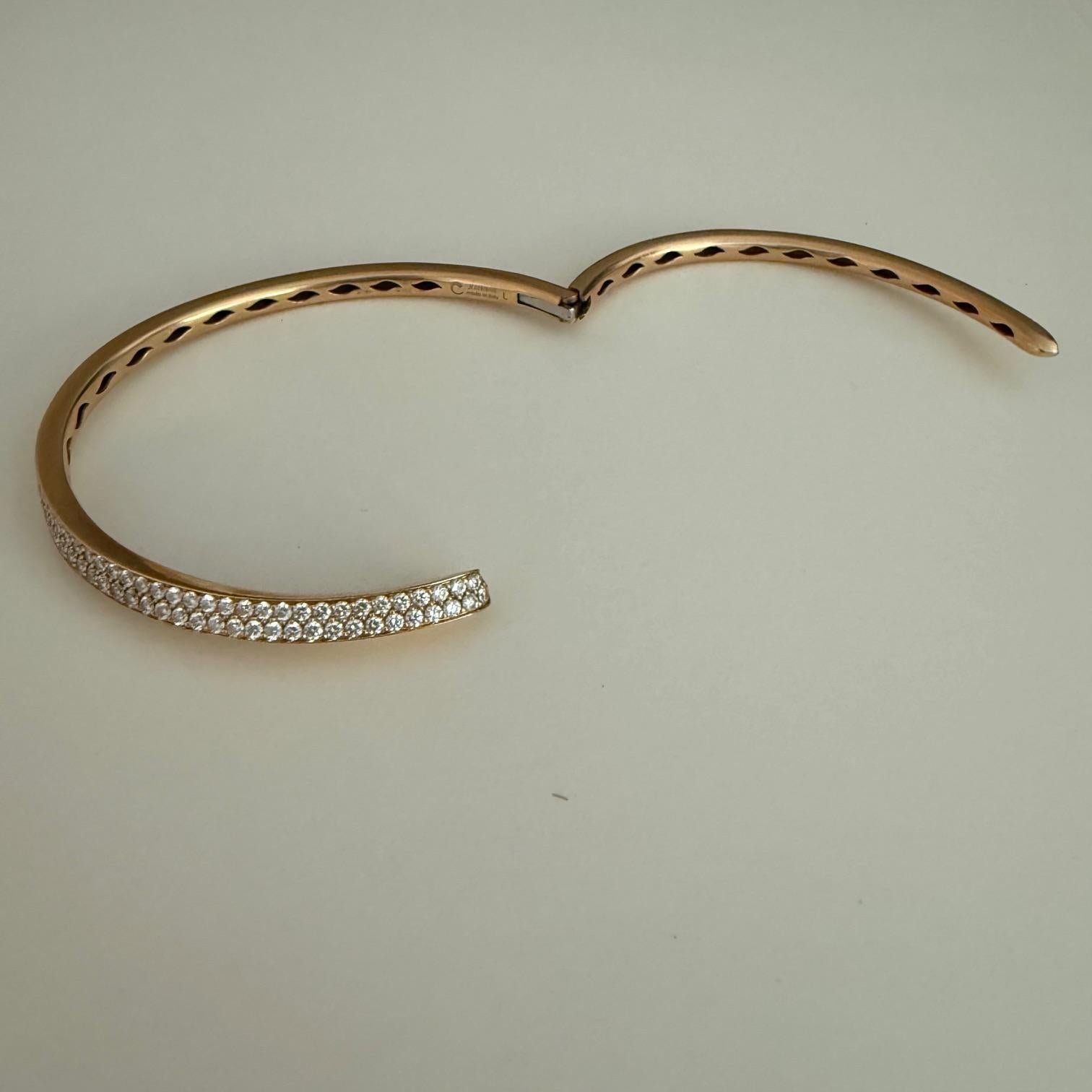 Bracciale Bangle con diamanti a 18 carati In condizioni buone in vendita a Los Angeles, CA