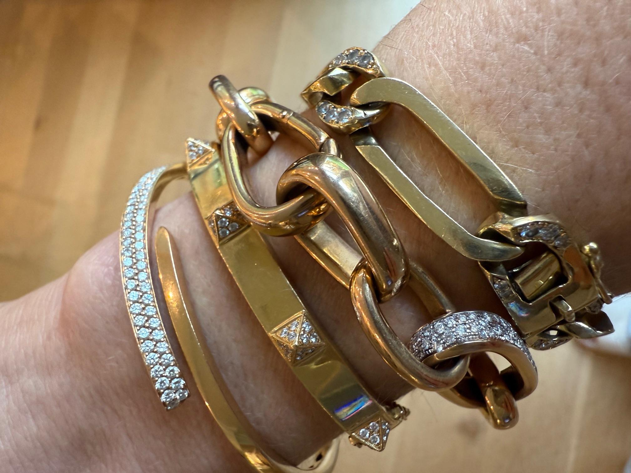 Bracciale Bangle con diamanti a 18 carati in vendita 2