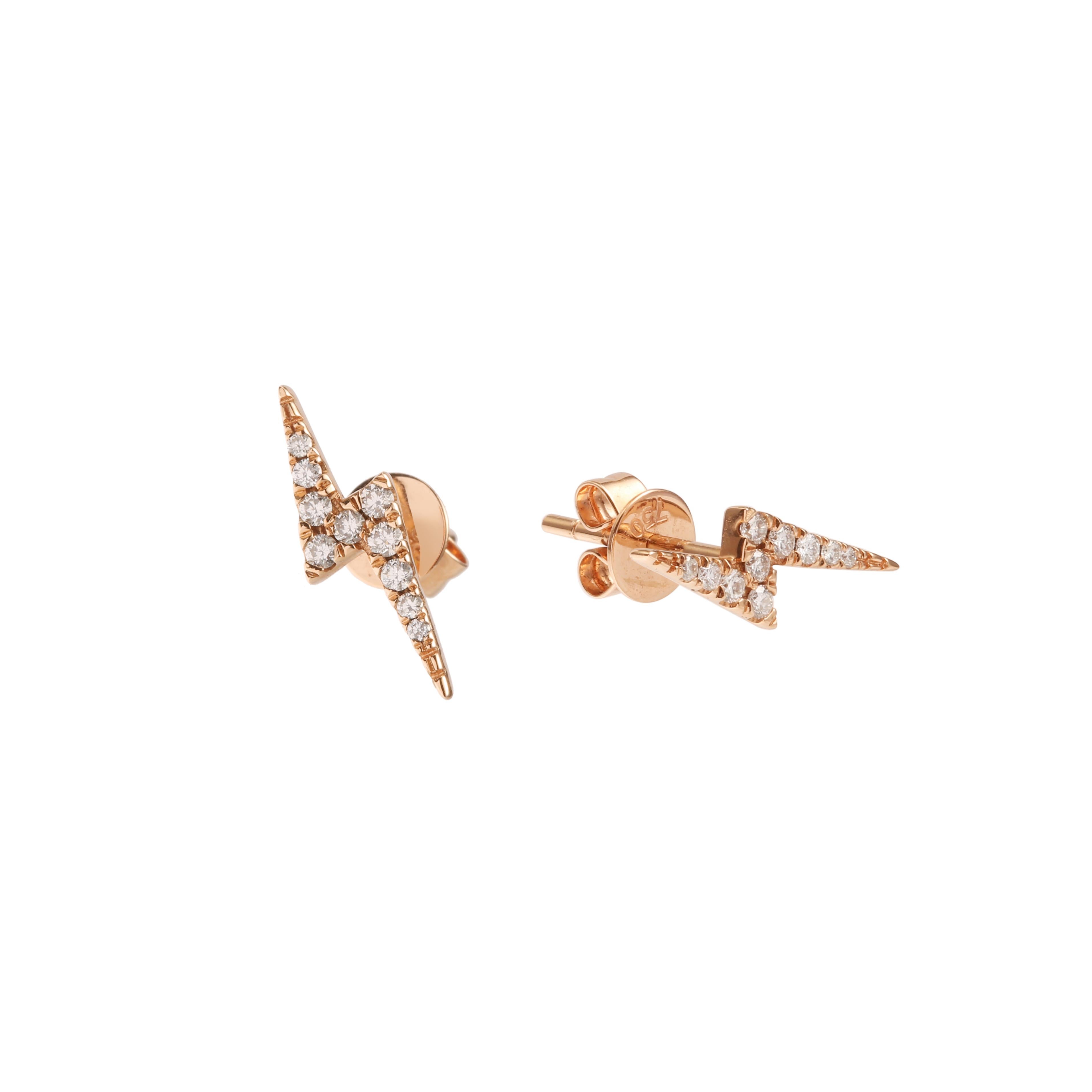 Original rose gold lightning bolt earrings paved with diamonds.

Dimensions: 14 x 5 x 1 mm (0.55 x 0.19 x 0.039 inch)

Total estimated weight of diamonds : 0.10 Carats

Total weight of the earrings : 1g

18 karat rose gold, 750/1000