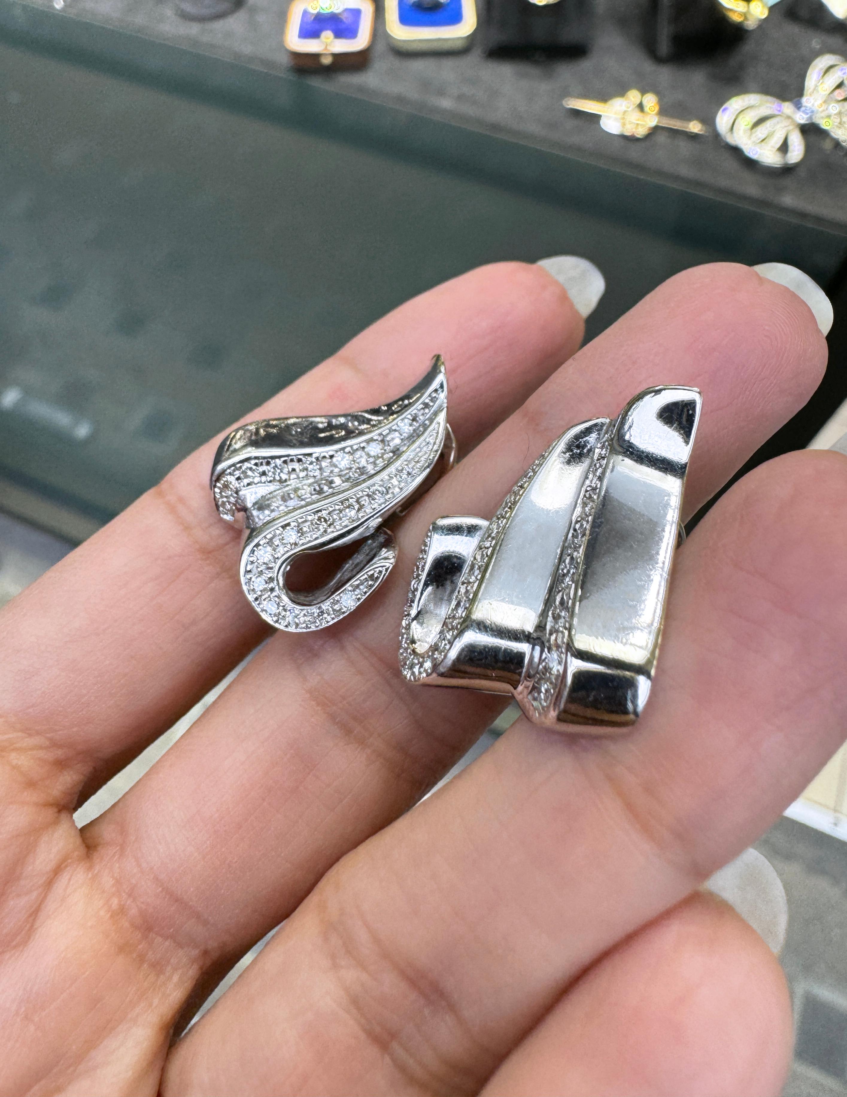 Diamond 18 Carat White Gold Ribbon Lever-Back Earrings In Good Condition For Sale In London, GB