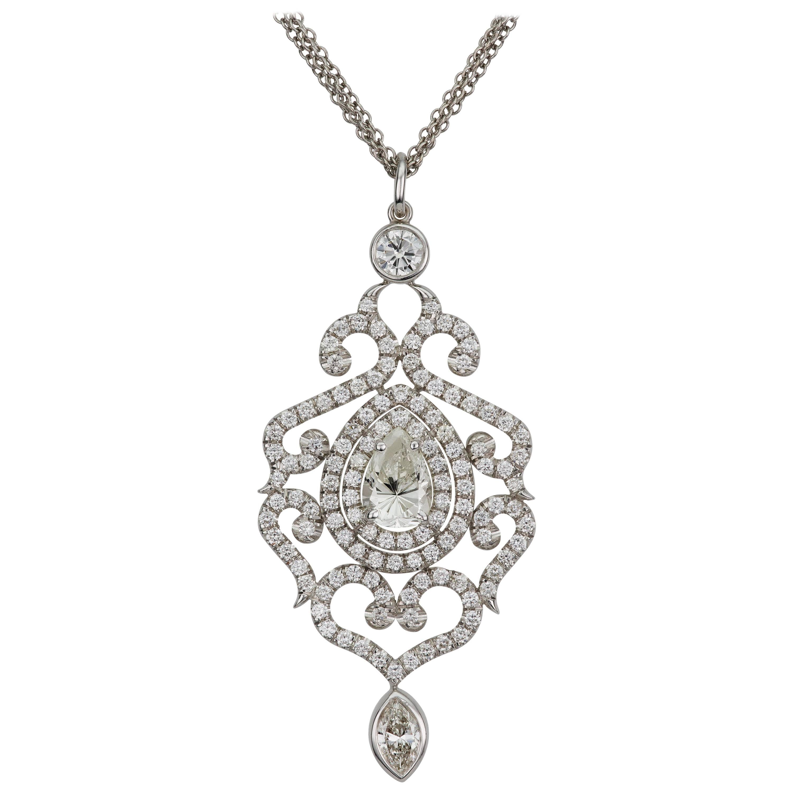 Diamond Filigree Vintage Style Pendant Necklace in 18 karat White Gold For Sale