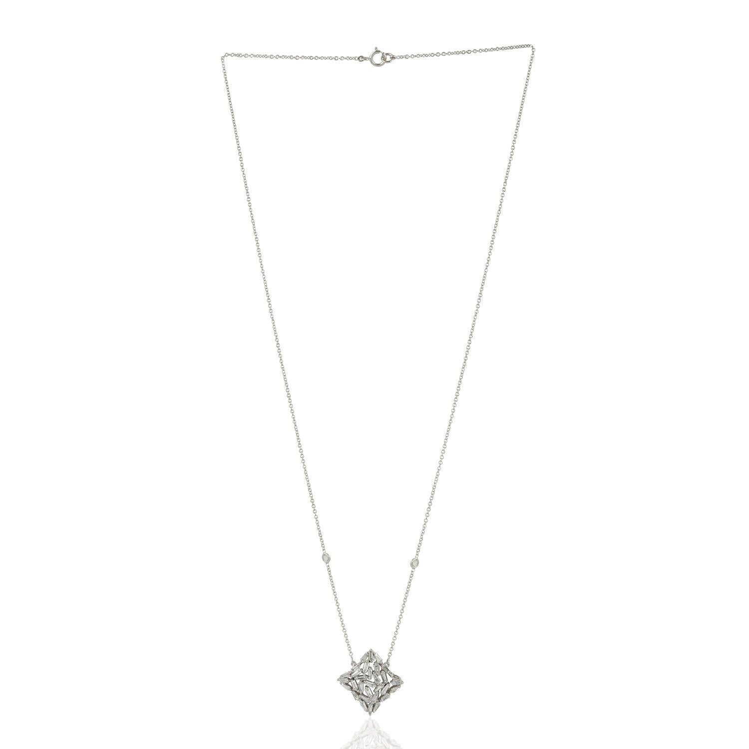 Contemporary Diamond 18 Karat Gold Pendant Necklace For Sale