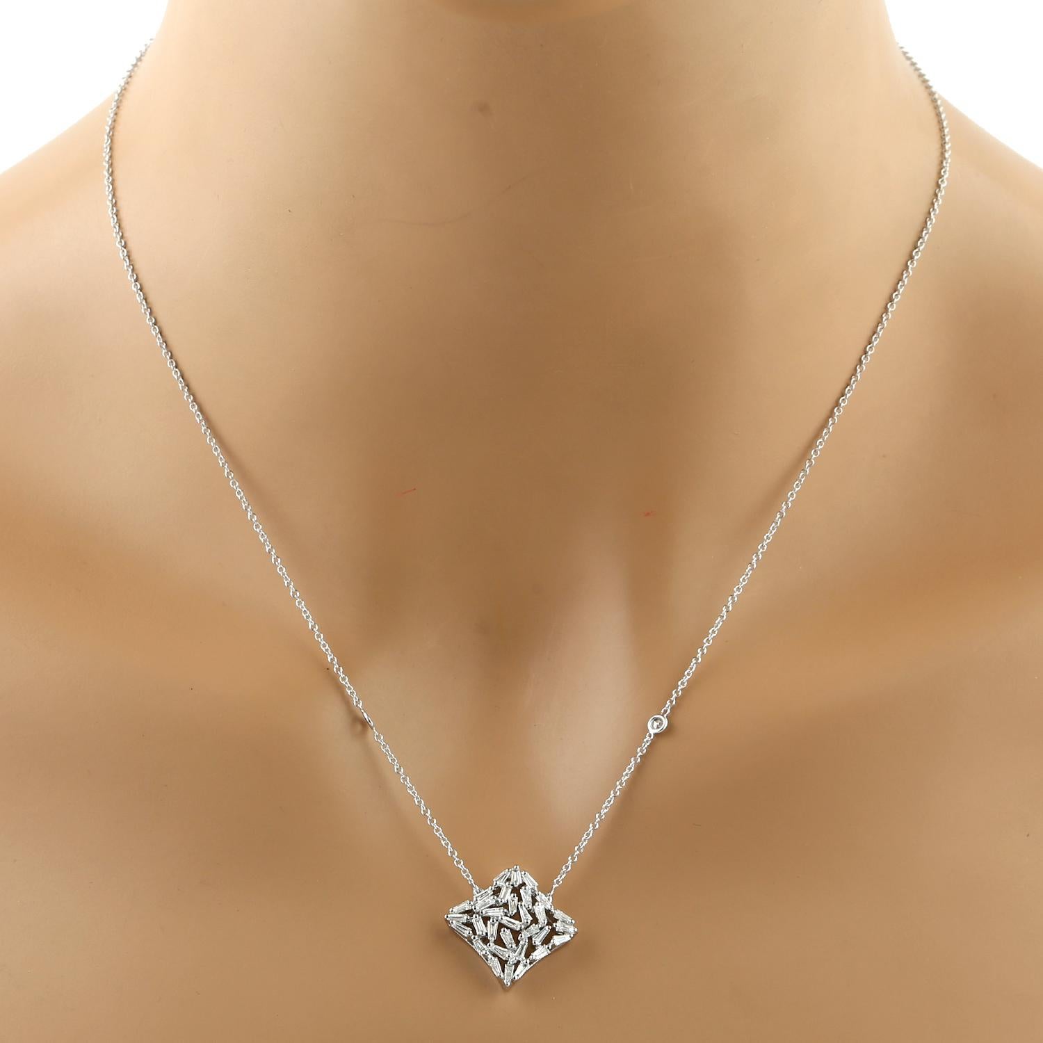 Diamant-Halskette mit 18 Karat Gold-Anhänger (Baguetteschliff) im Angebot