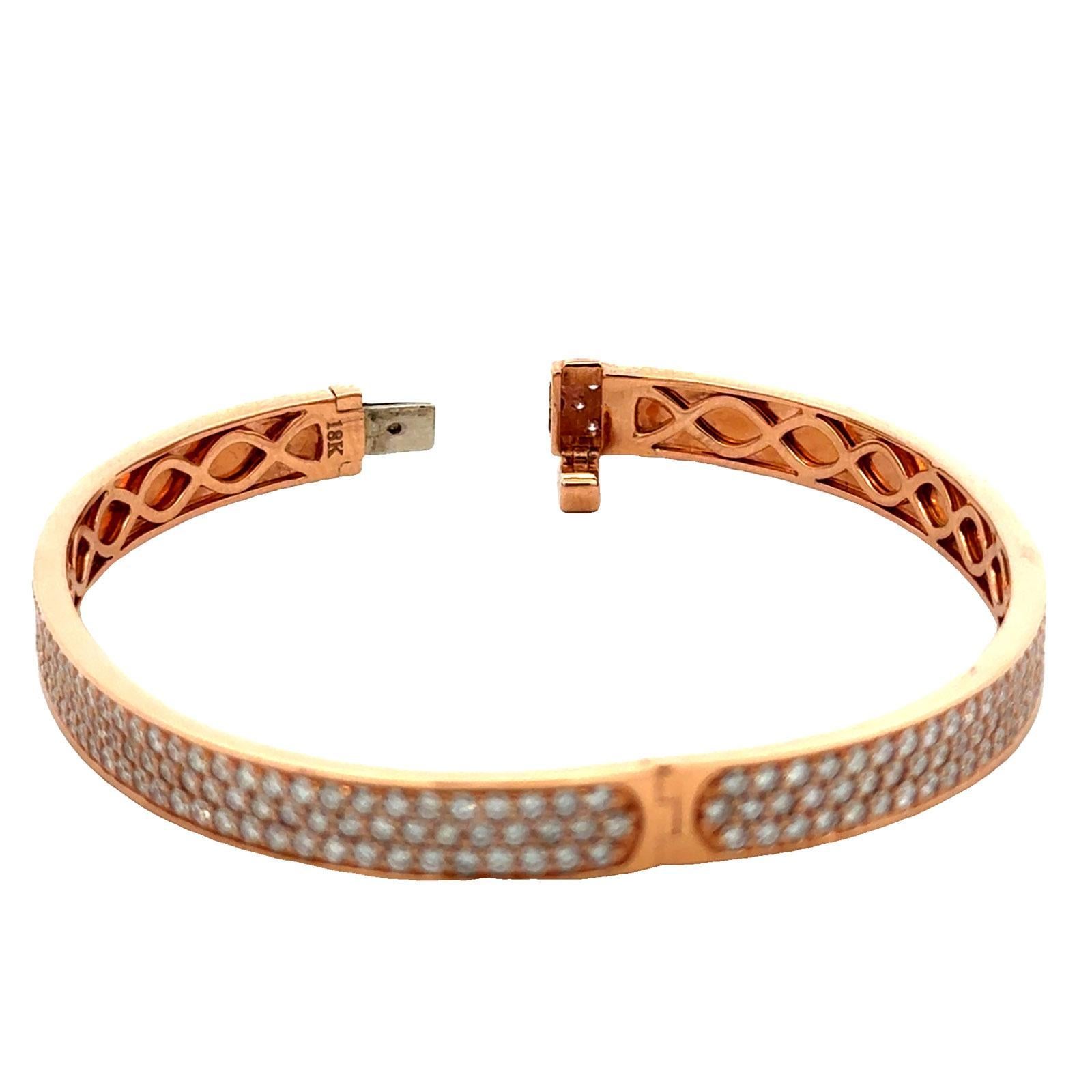Bracciale a tre file in oro rosa 18 carati con diamante New Modern in vendita 1