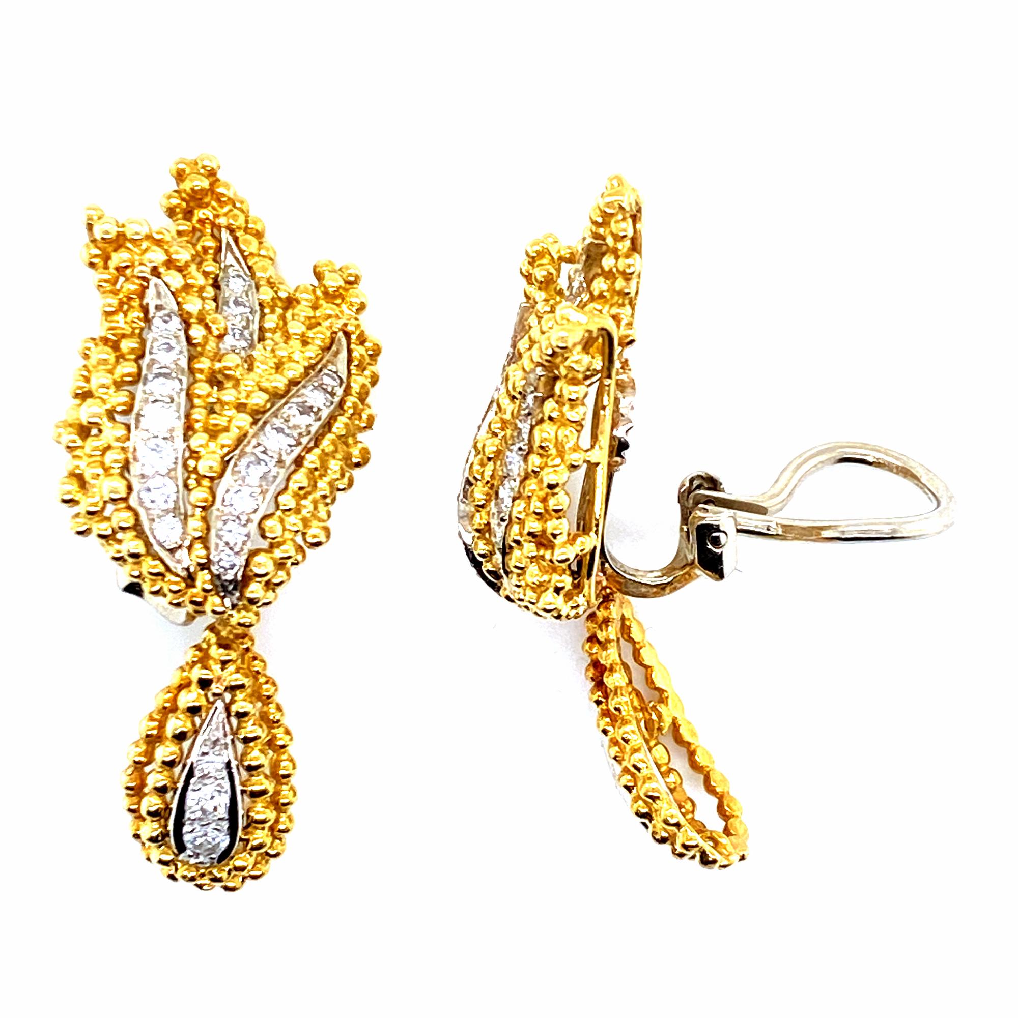 Modern Diamond 18 Karat Two-Tone 18 Karat Gold Leaf Drop Earrings