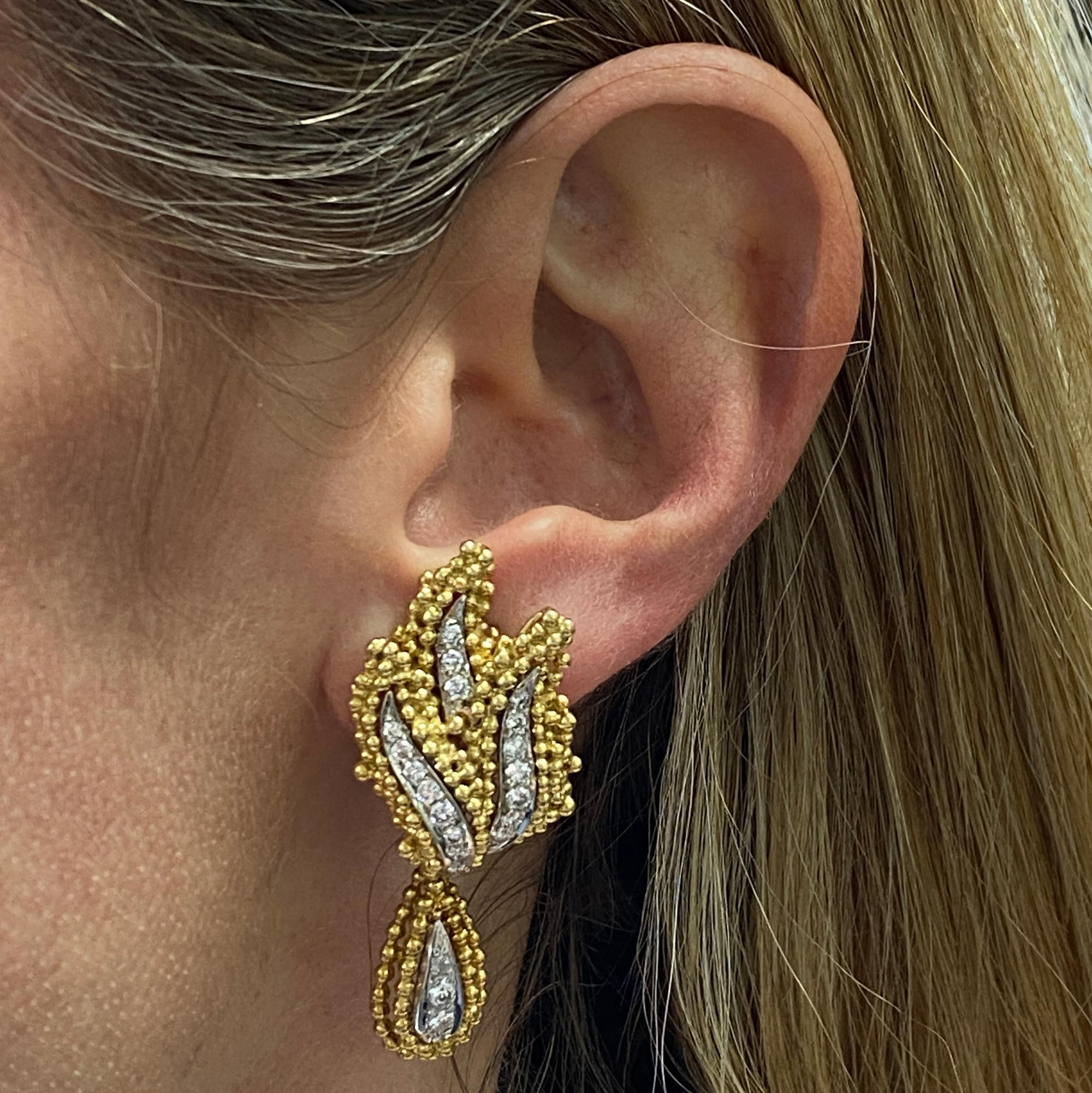 Diamond 18 Karat Two-Tone 18 Karat Gold Leaf Drop Earrings In Excellent Condition In Boca Raton, FL