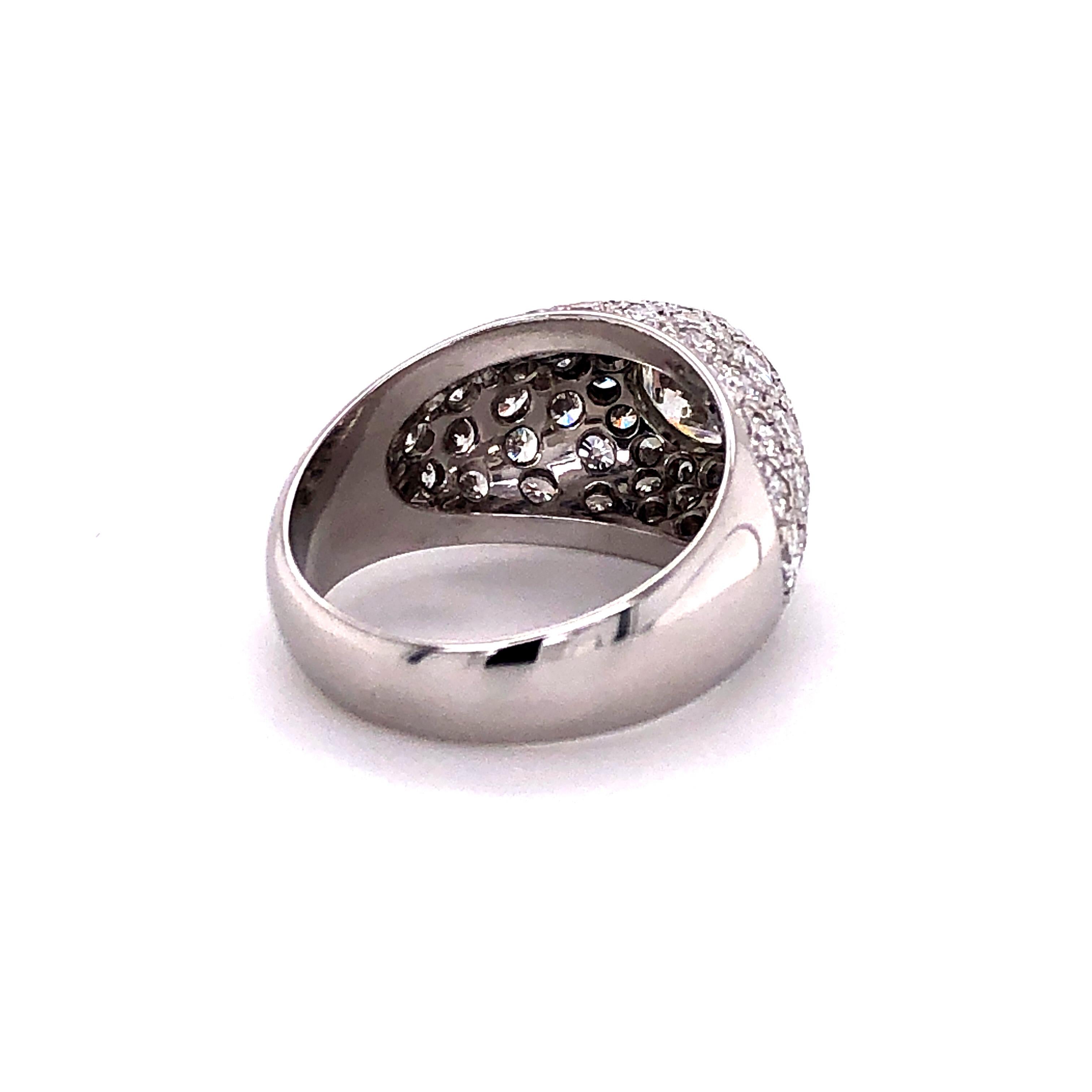 Diamond 18 Karat White Gold Dome Ring 5
