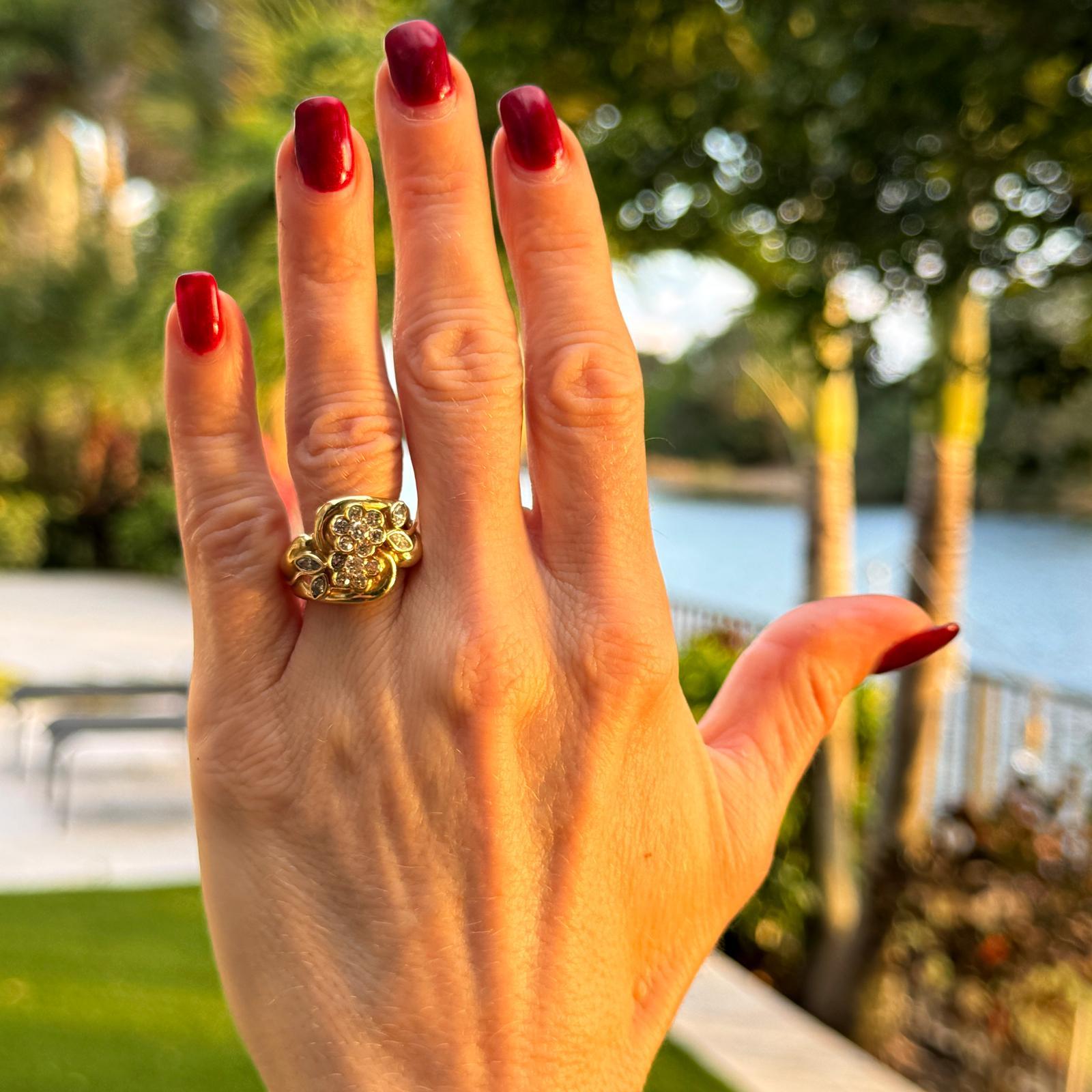 Women's Diamond 18 Karat Yellow Gold Floral Design Ring For Sale