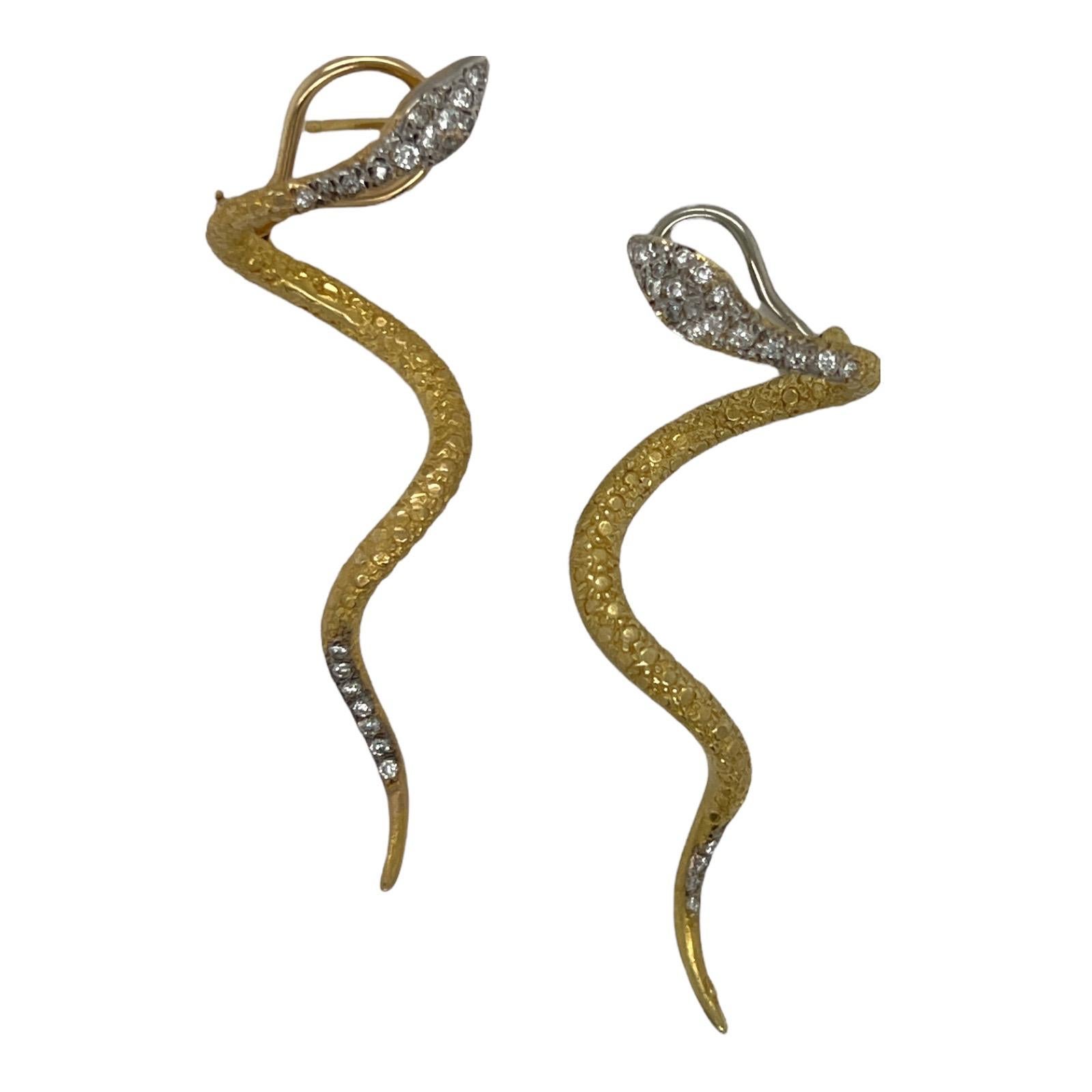 Modern Diamond 18 Karat Yellow Gold Handcrafted Snake Drop Earrings Leverbacks